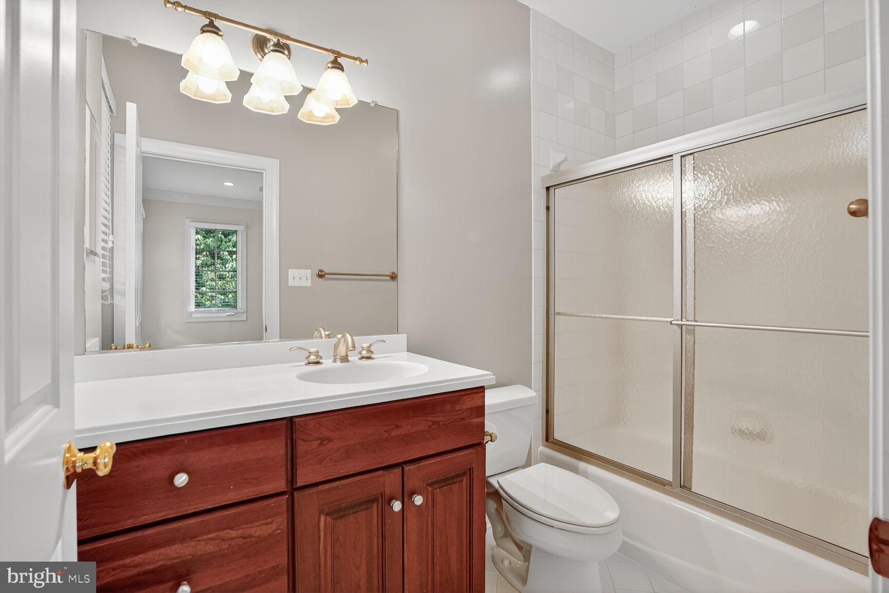 DOVER BALMORAL RIVERWOOD - Residential