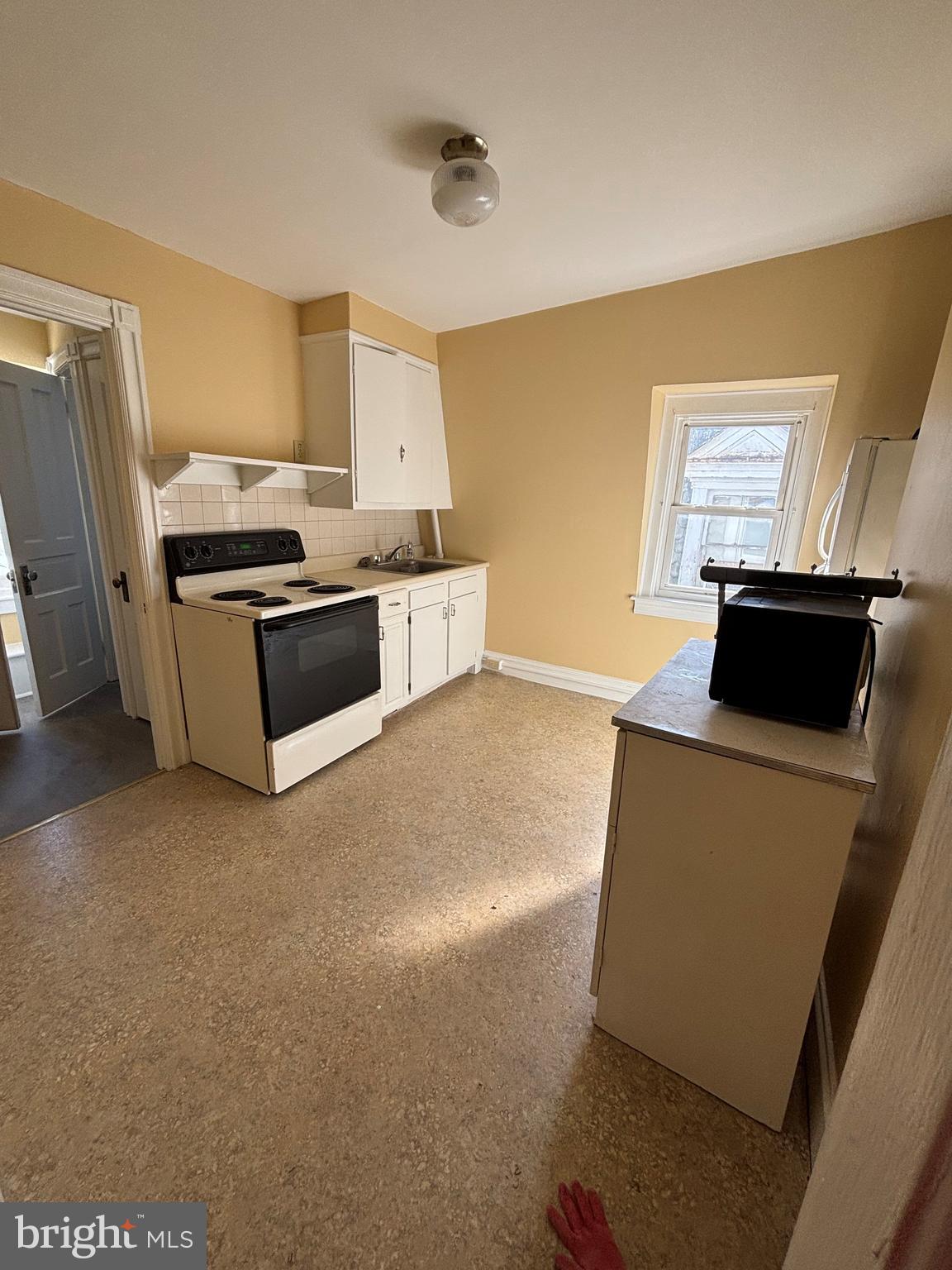 SOUTHERN READING - Residential Lease