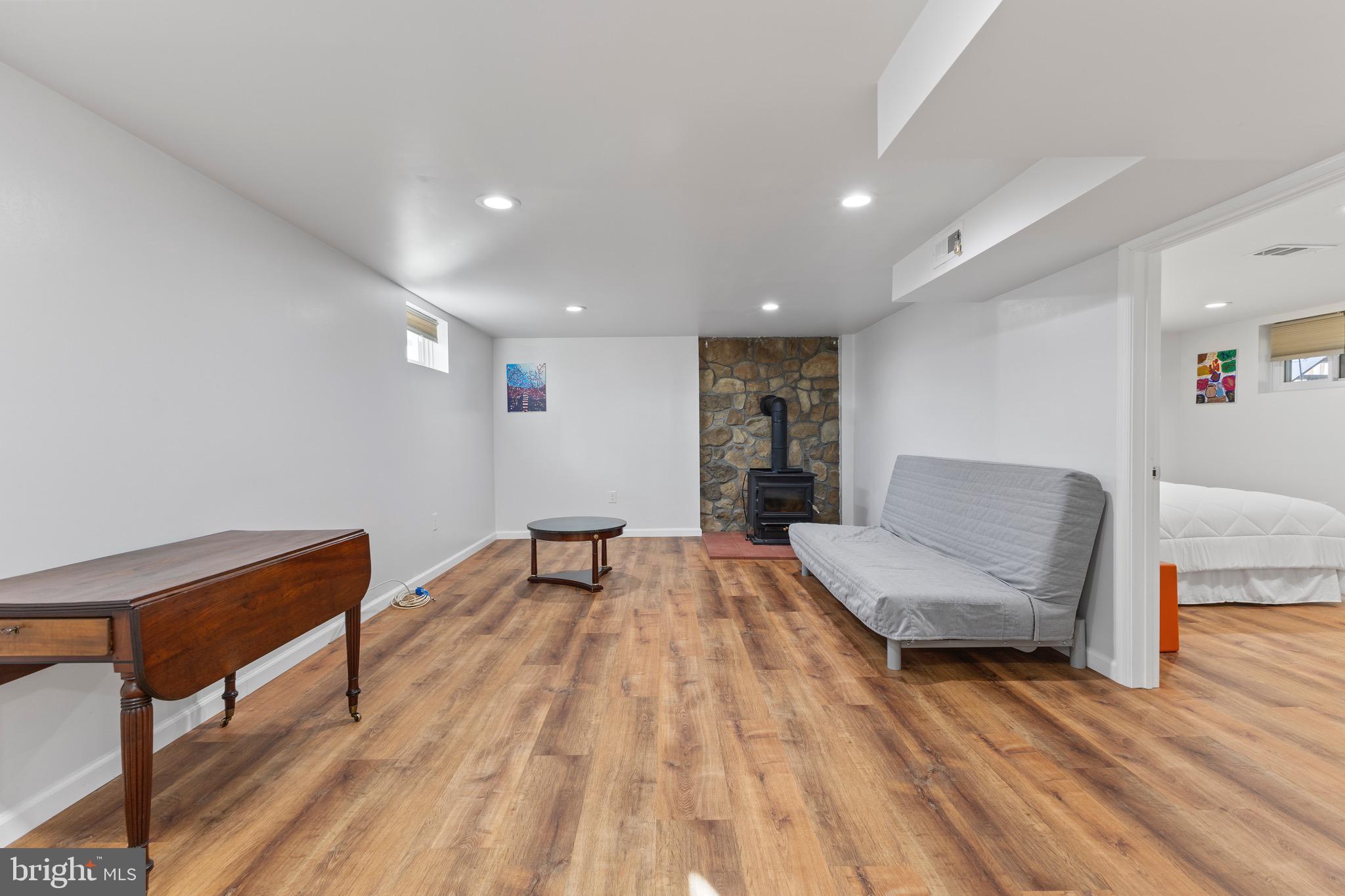 RANDOLPH HILLS - Residential Lease