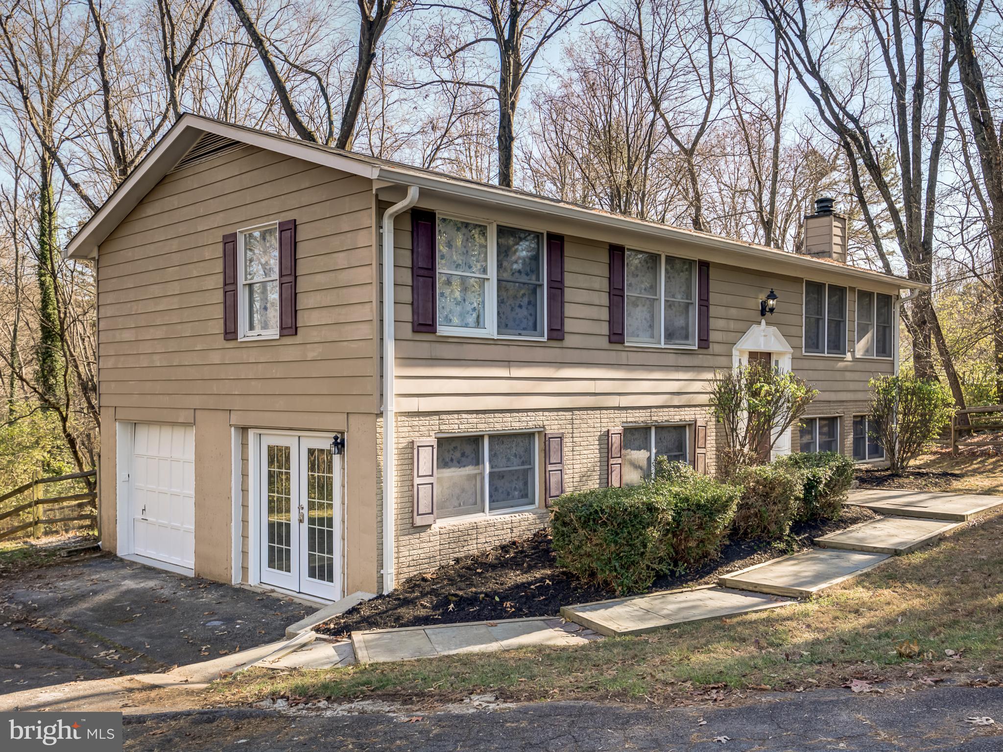 RESTON - Residential