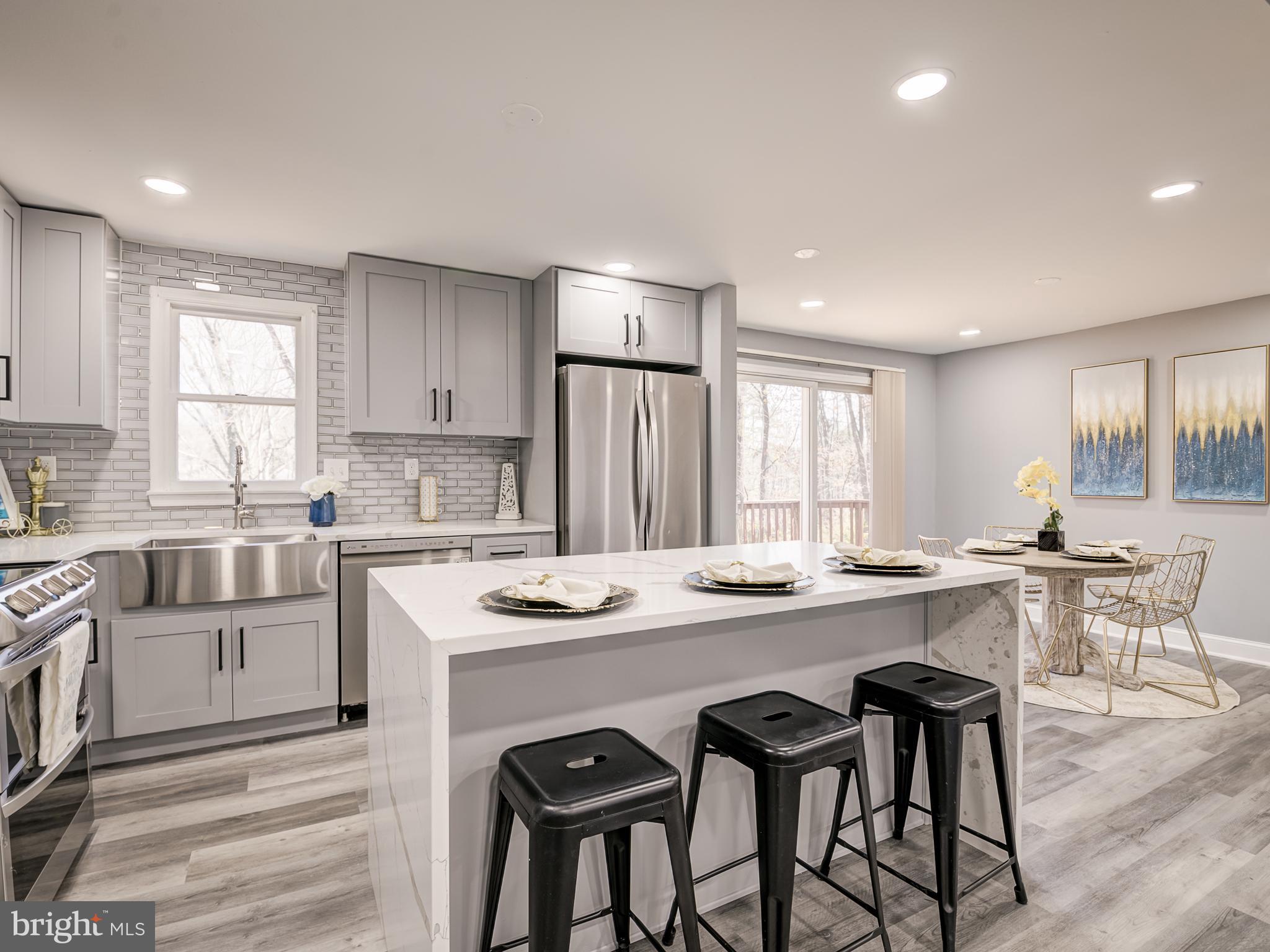 RESTON - Residential