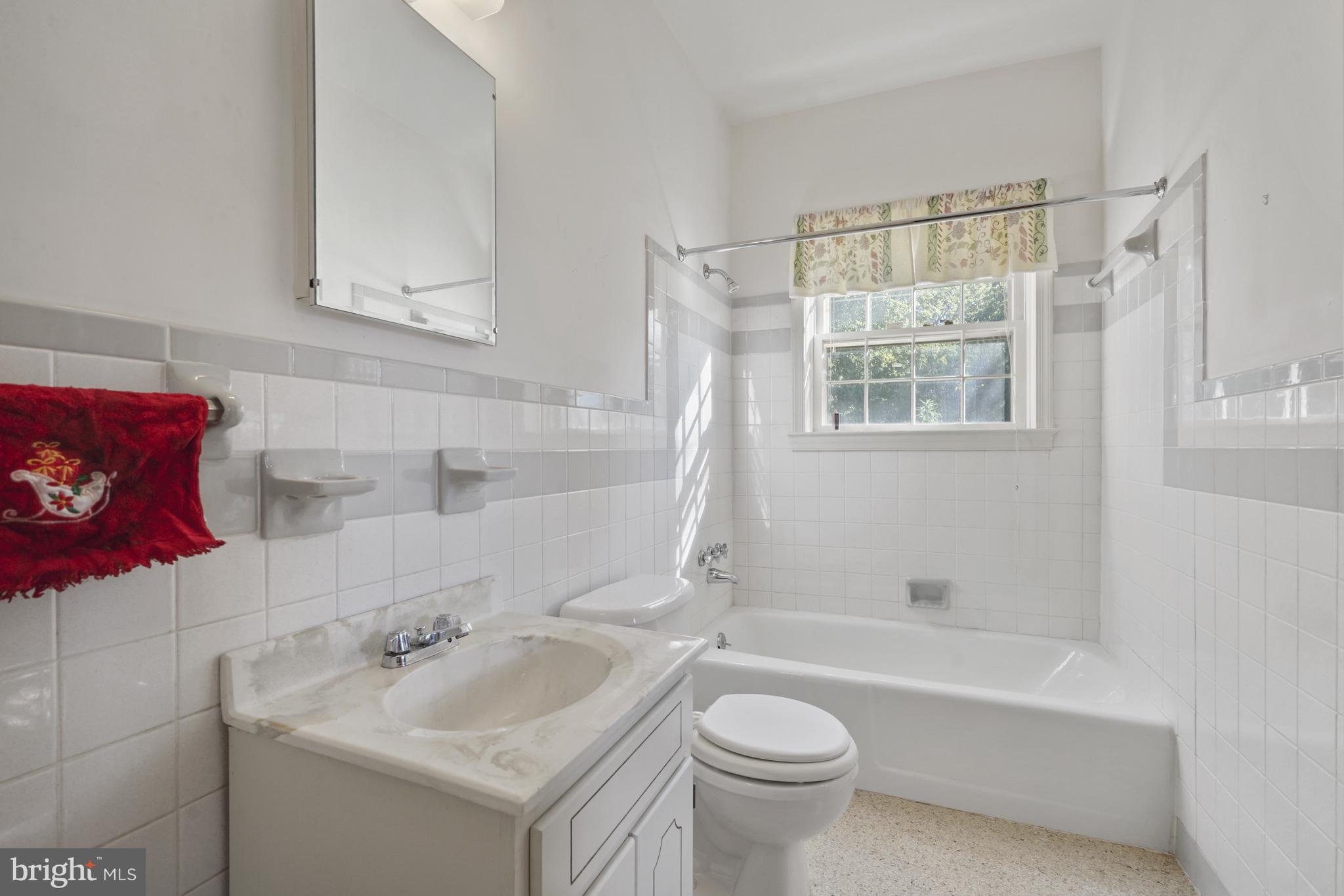 LAUREL PARK - Residential