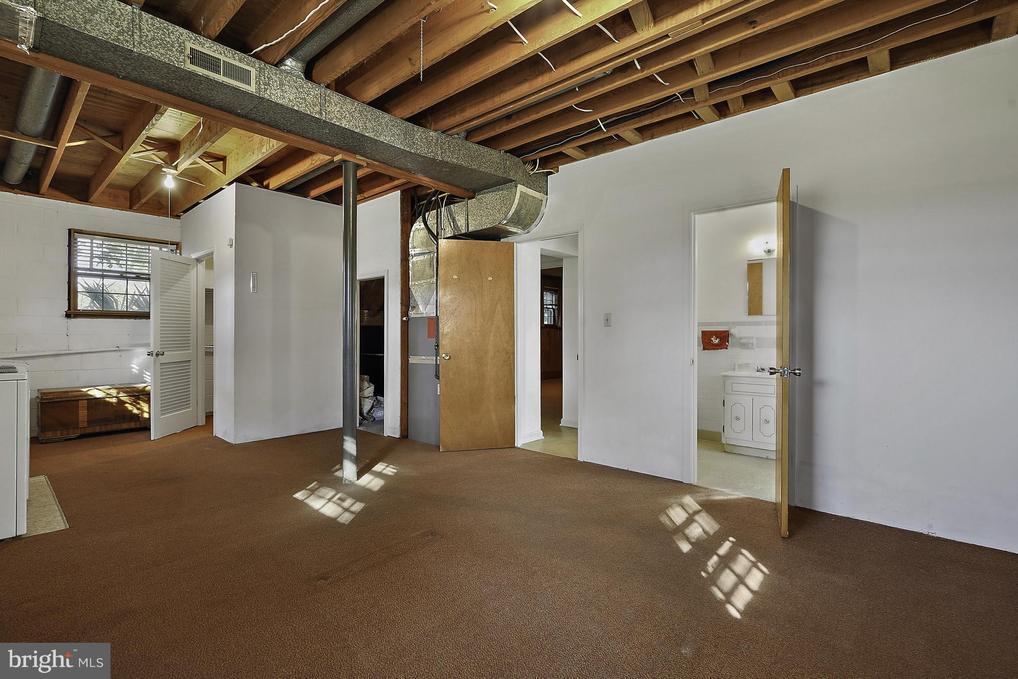 LAUREL PARK - Residential