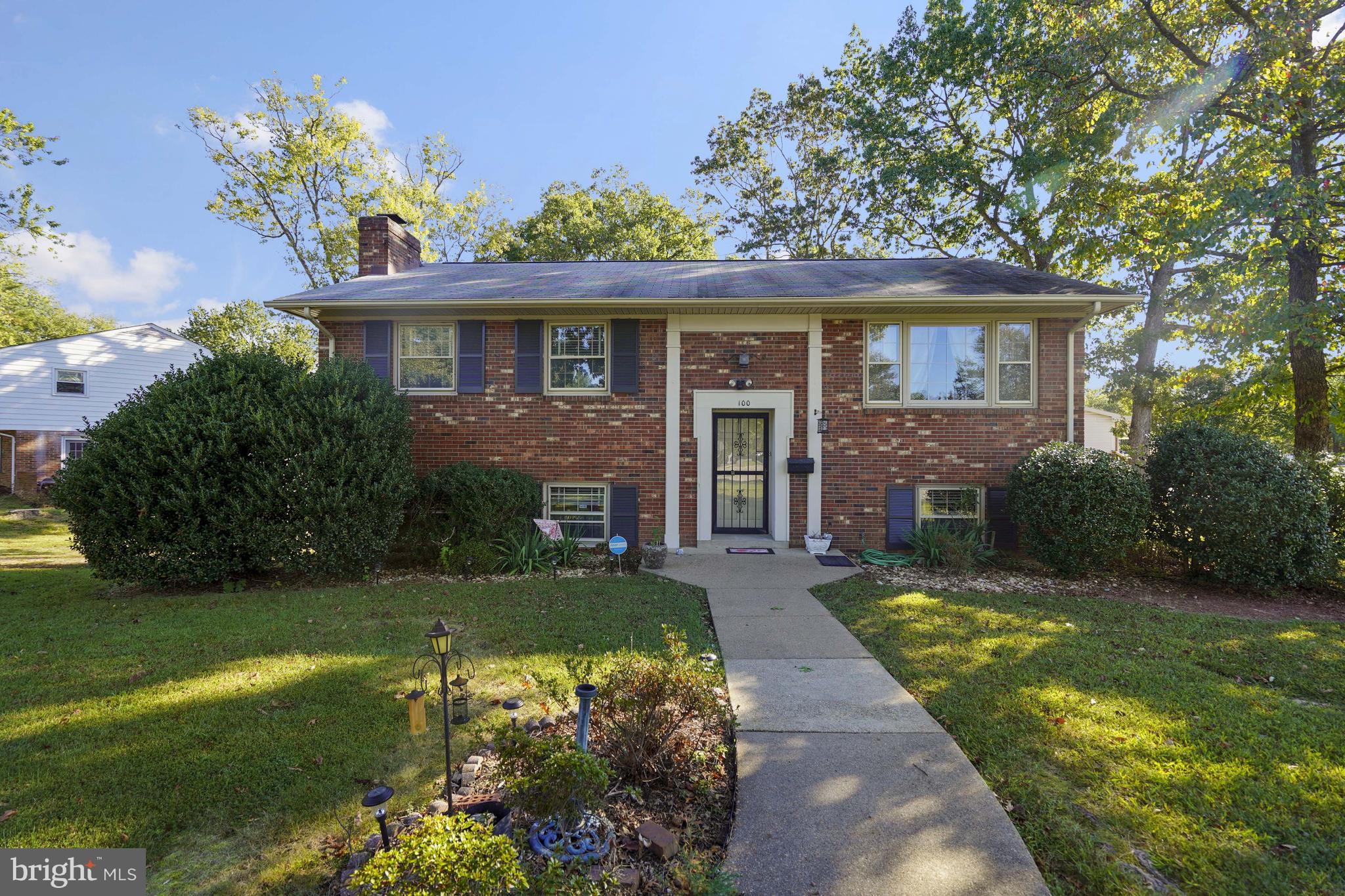 LAUREL PARK - Residential