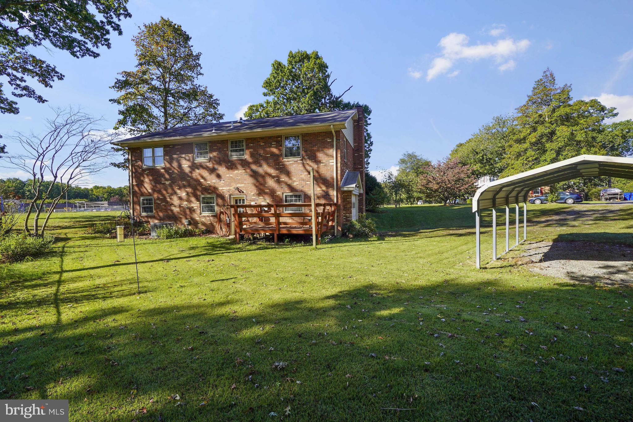 LAUREL PARK - Residential