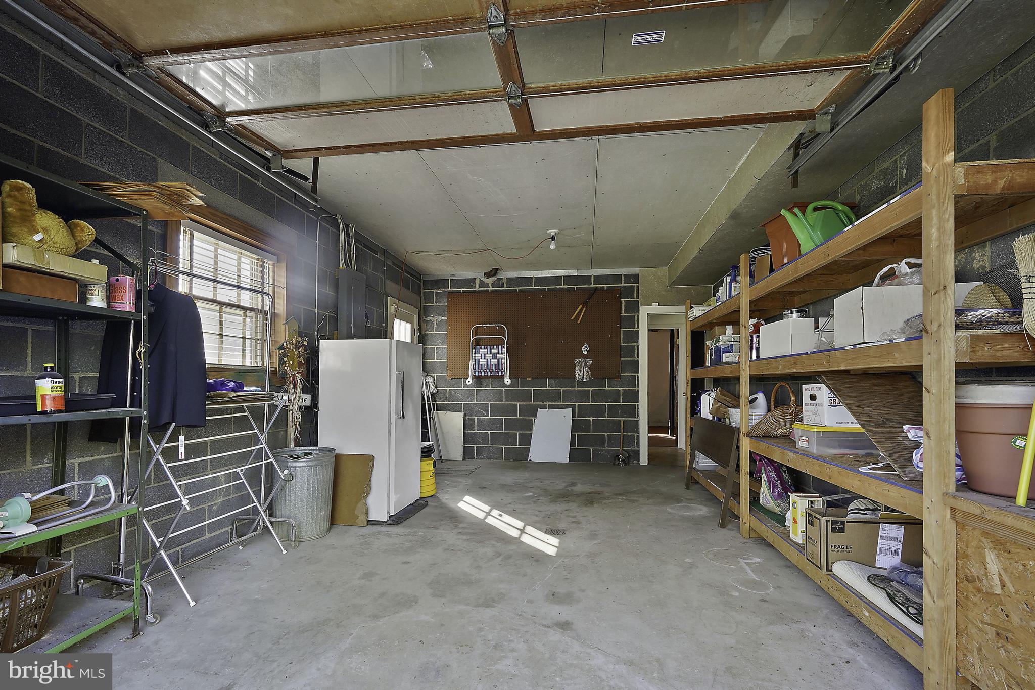 LAUREL PARK - Residential