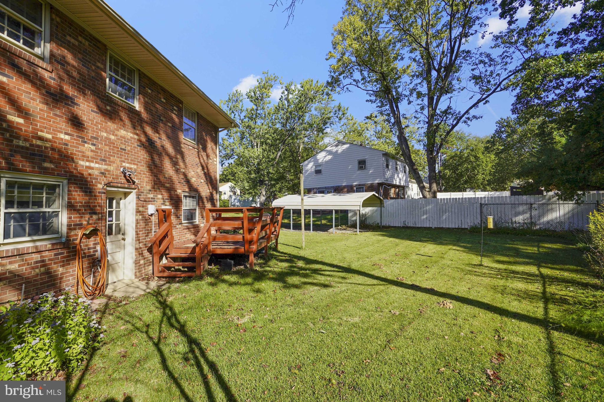 LAUREL PARK - Residential