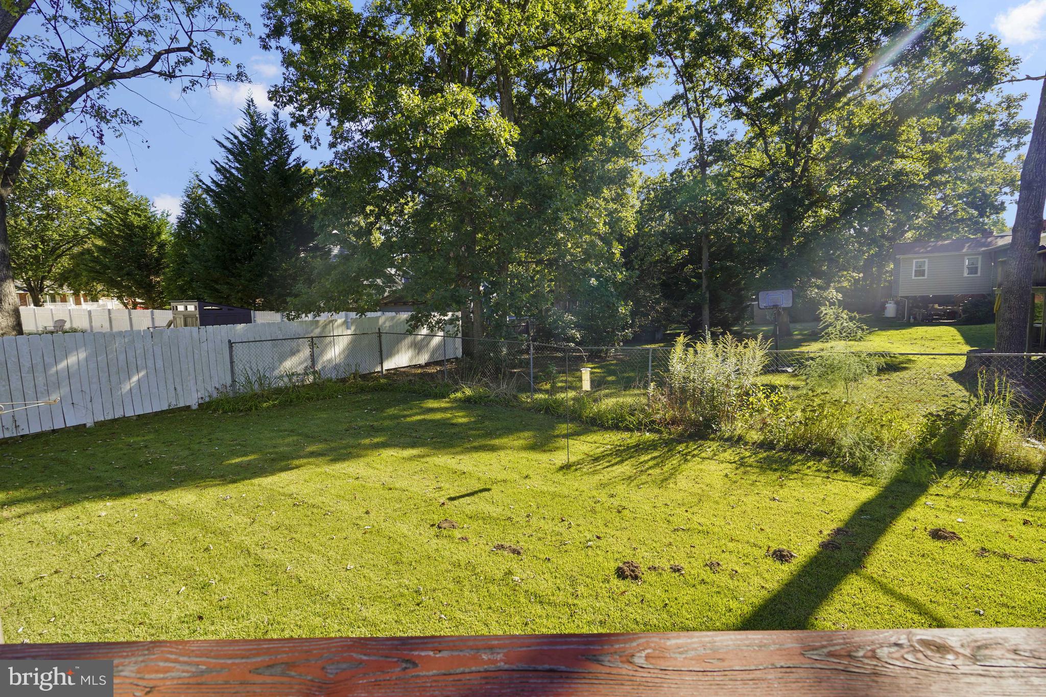 LAUREL PARK - Residential