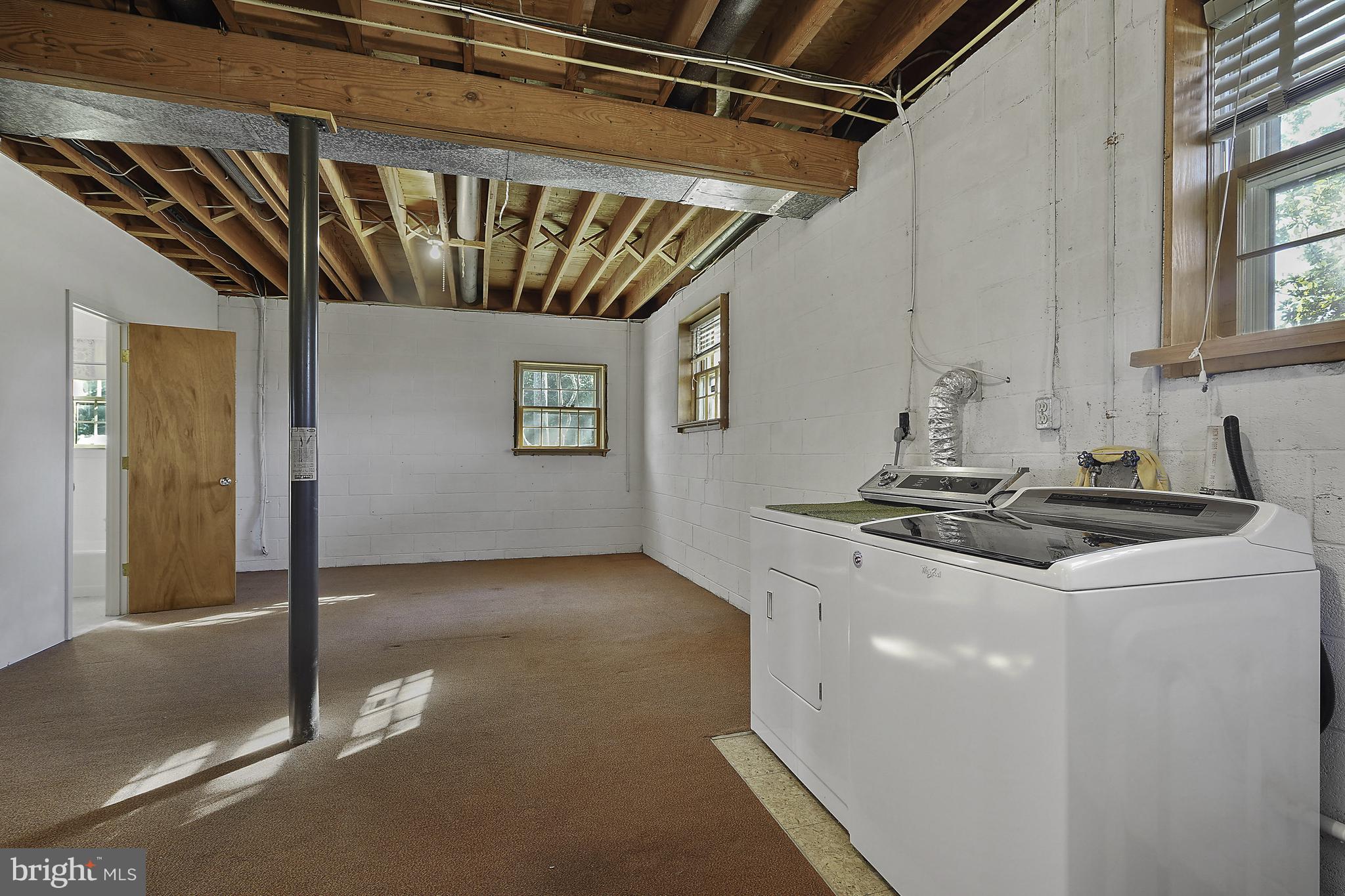 LAUREL PARK - Residential