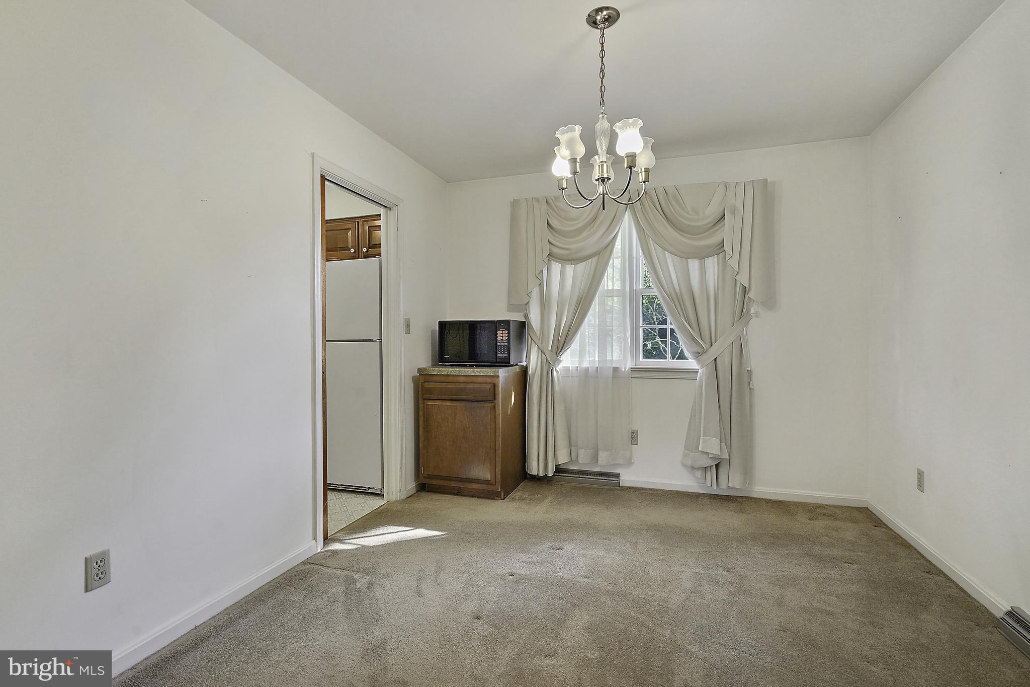 LAUREL PARK - Residential