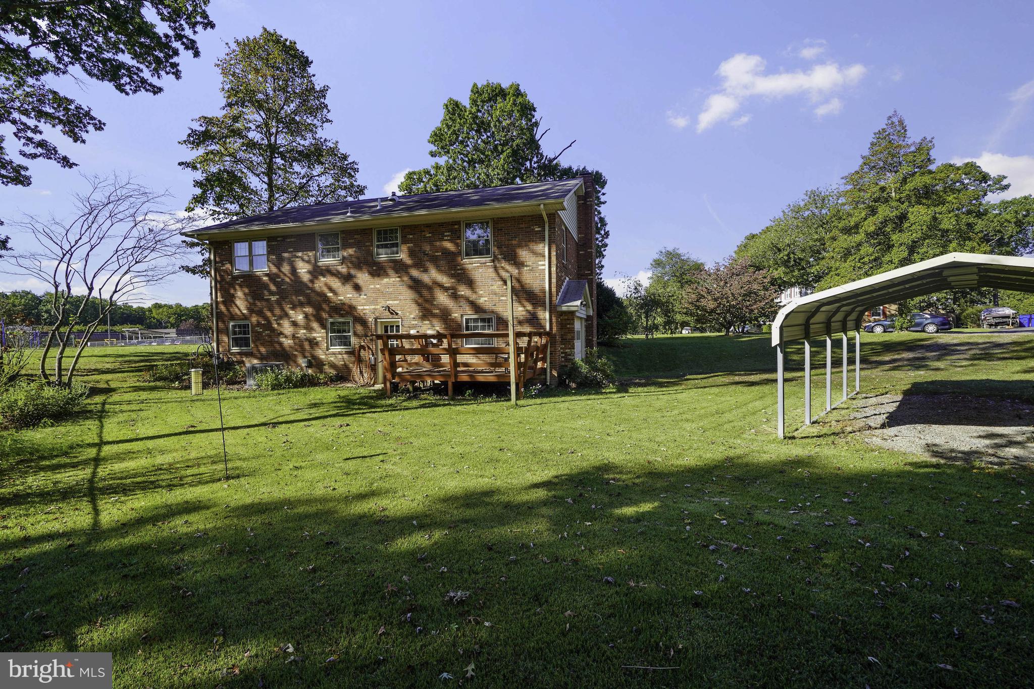 LAUREL PARK - Residential