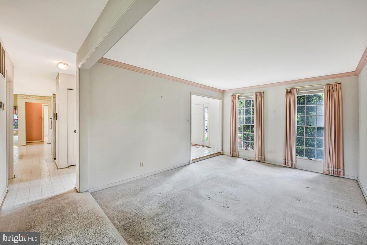 WAVERLY WOODS - Residential