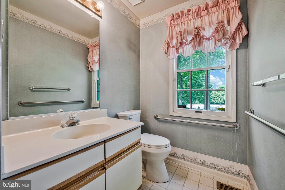 WAVERLY WOODS - Residential