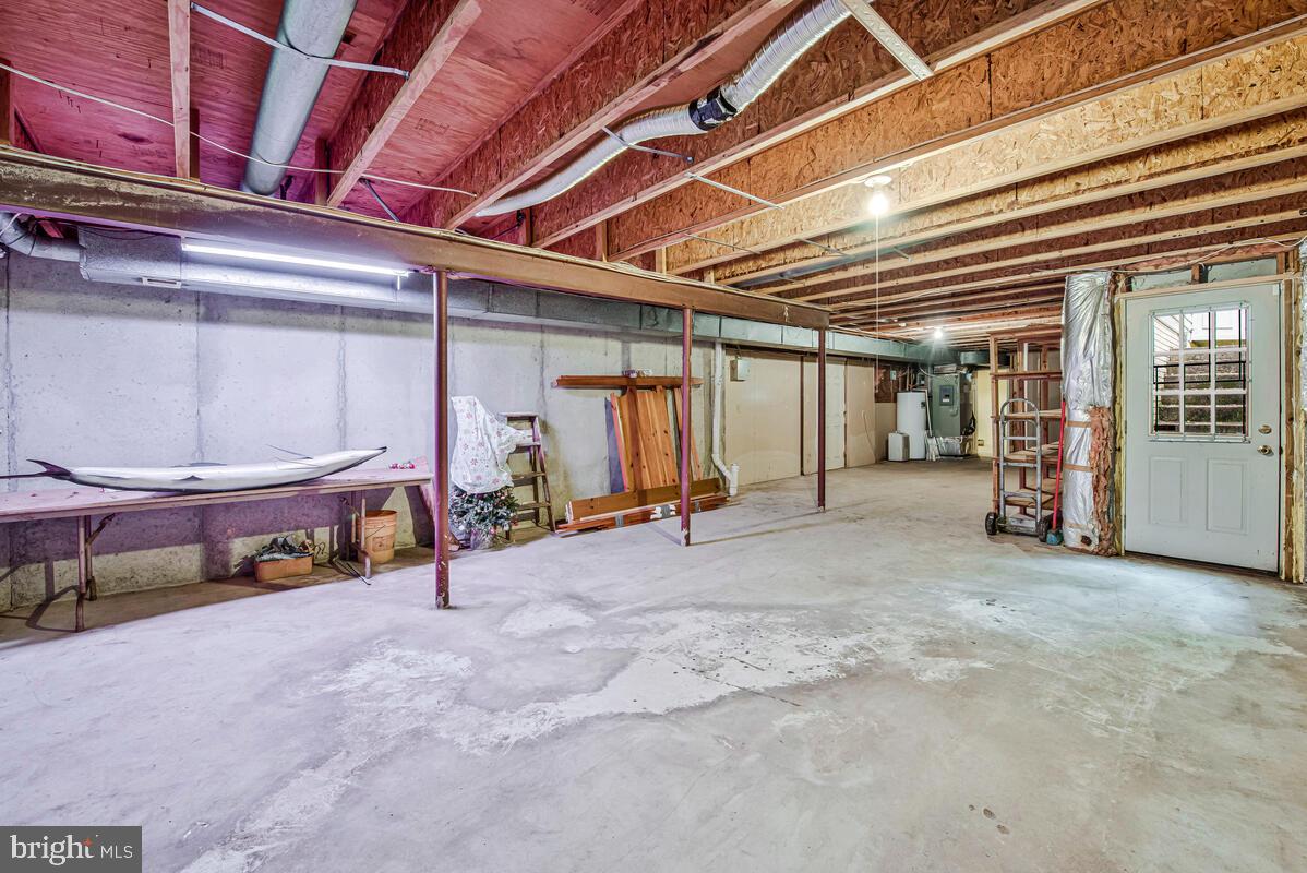 WAVERLY WOODS - Residential