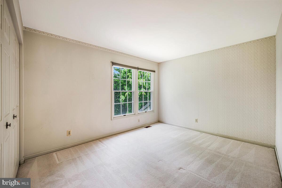 WAVERLY WOODS - Residential