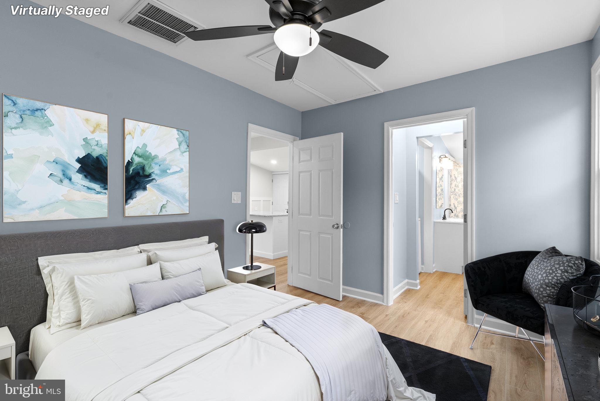 WOODLAND BEACH - Residential