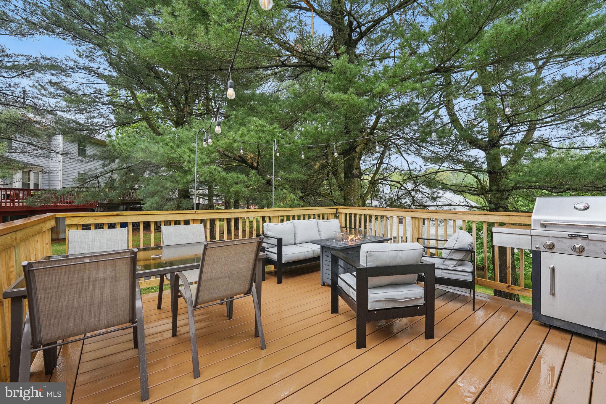 BROADMOORE HILLS - Residential