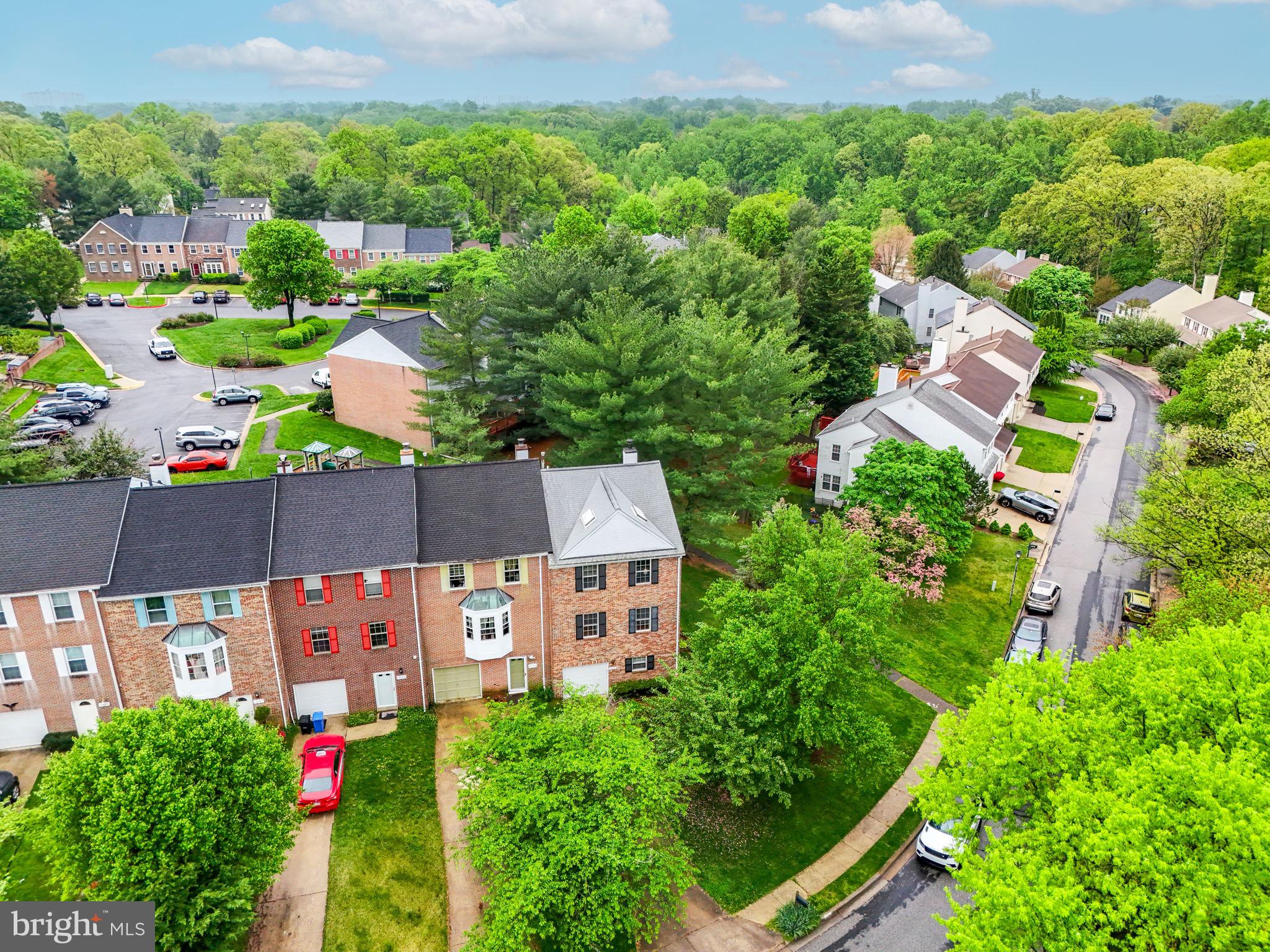 BROADMOORE HILLS - Residential