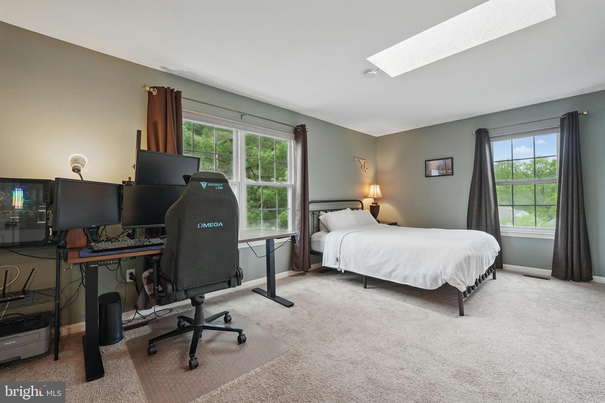 BROADMOORE HILLS - Residential