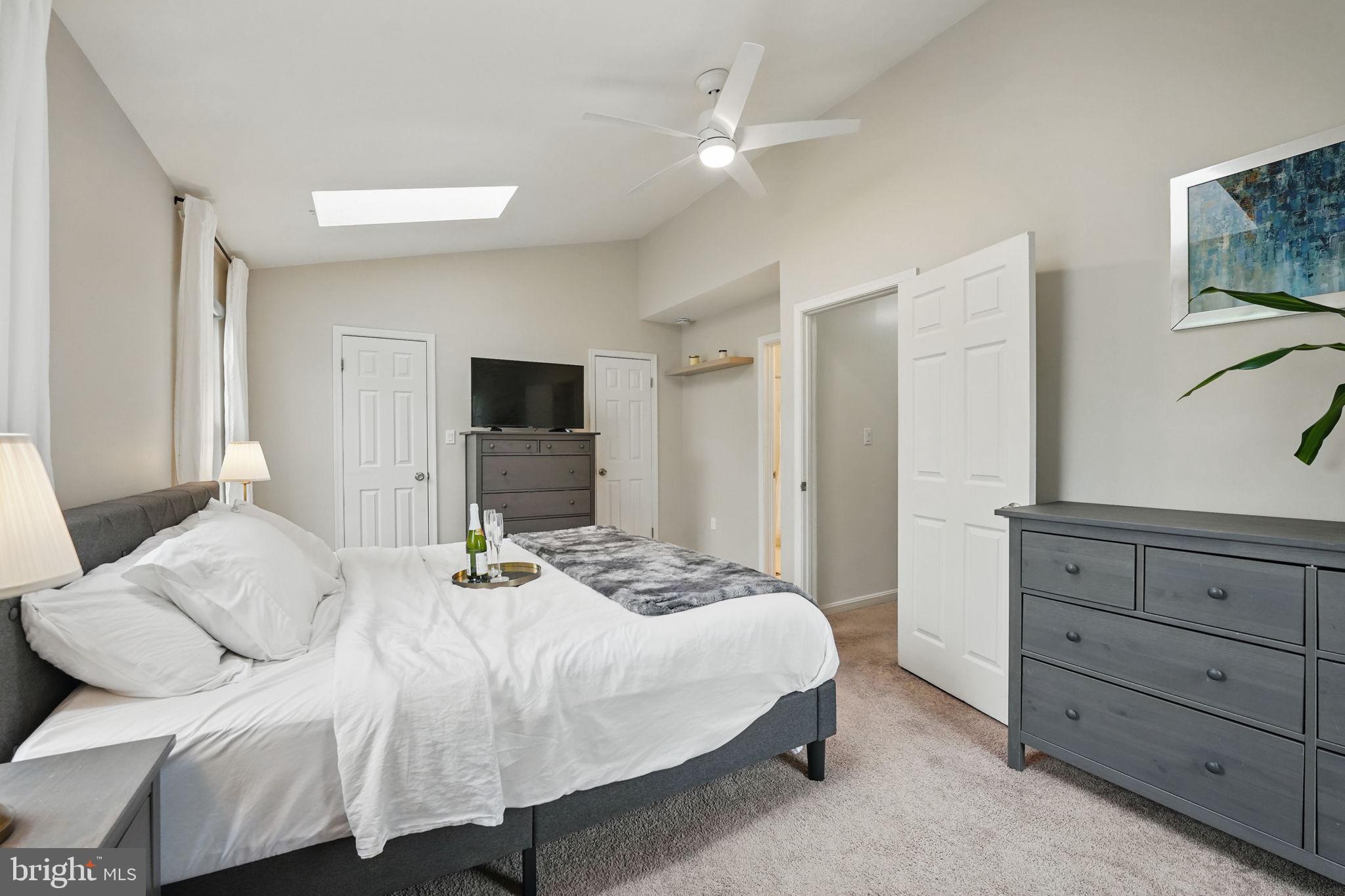 BROADMOORE HILLS - Residential