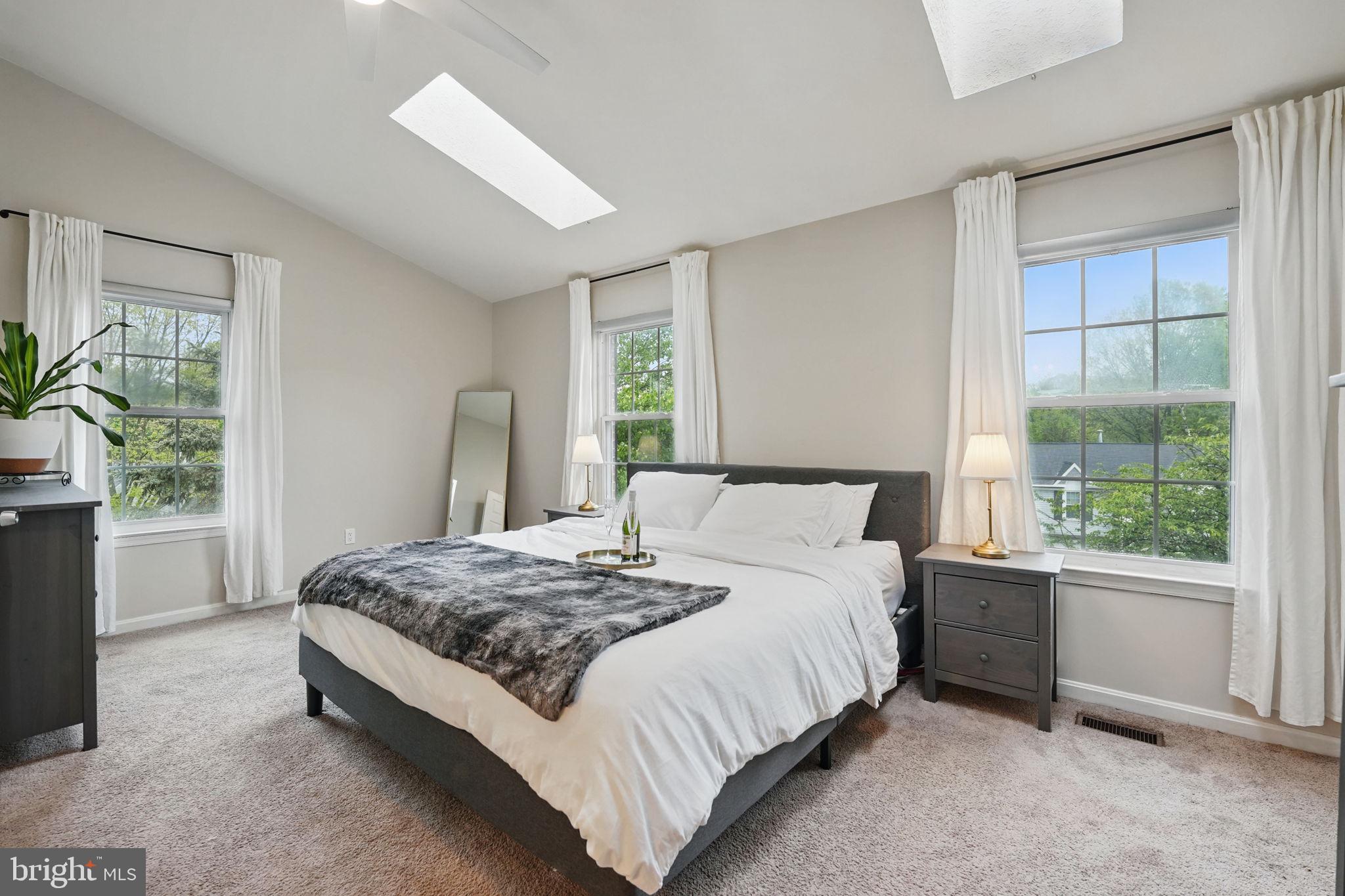 BROADMOORE HILLS - Residential