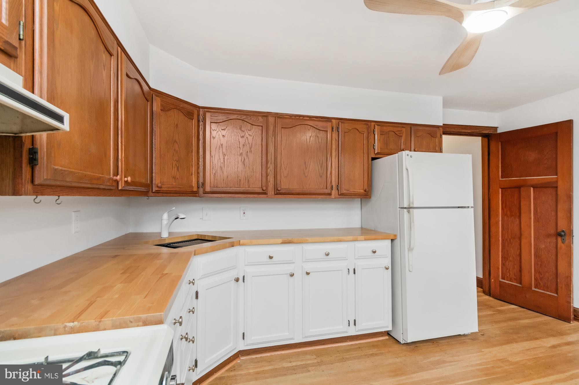 BAYVIEW - Residential Lease