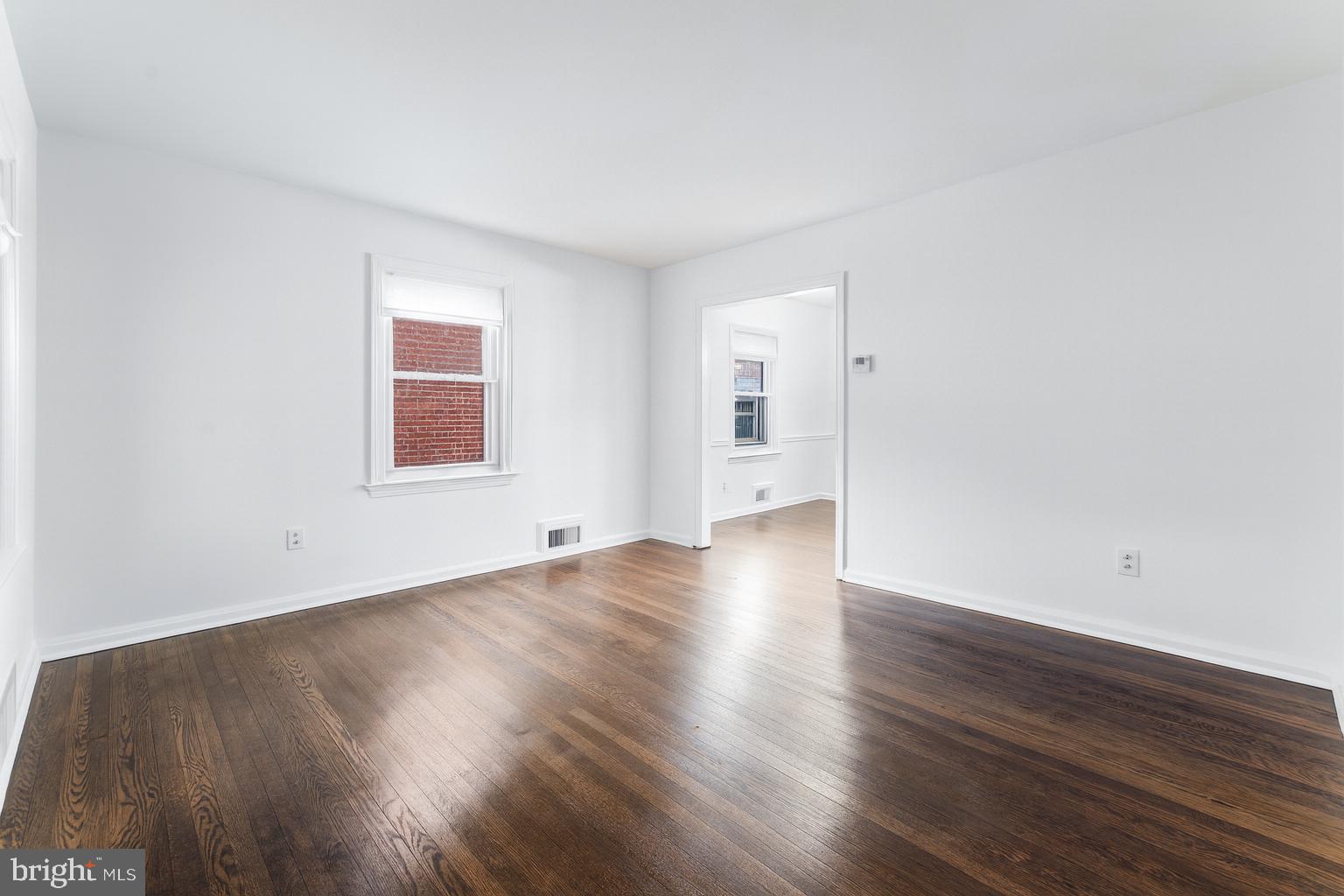 723 EMERSON STREET NE