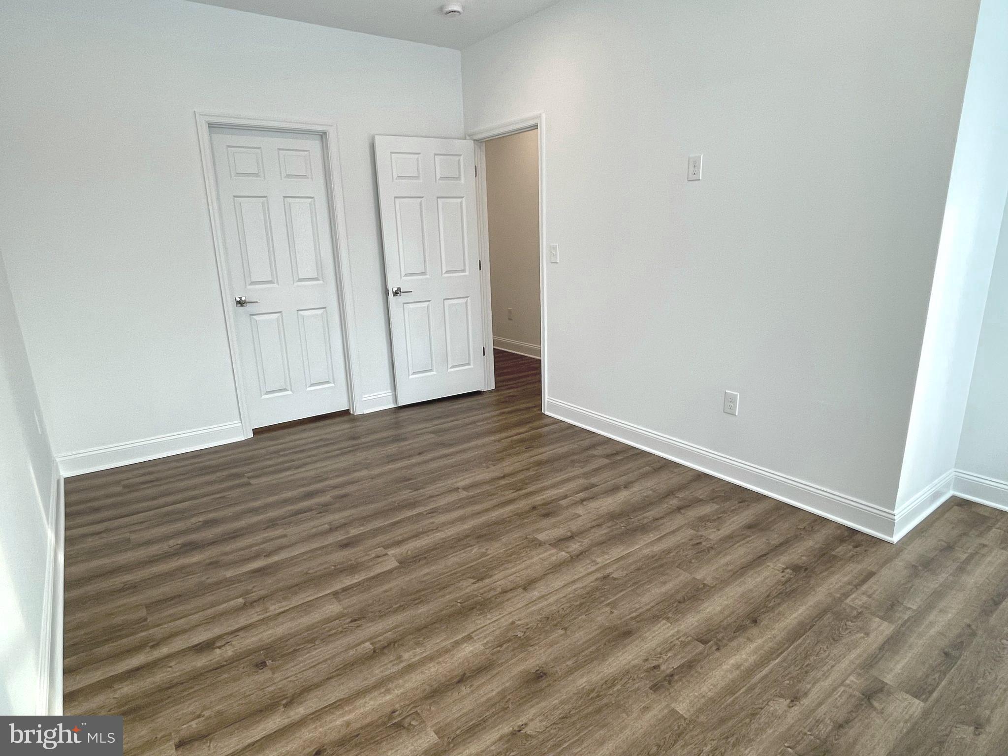 NEWTOWN BUSINESS COM - Residential Lease