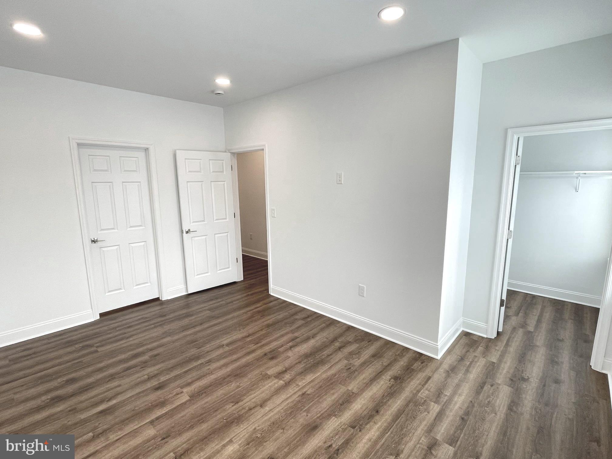 NEWTOWN BUSINESS COM - Residential Lease