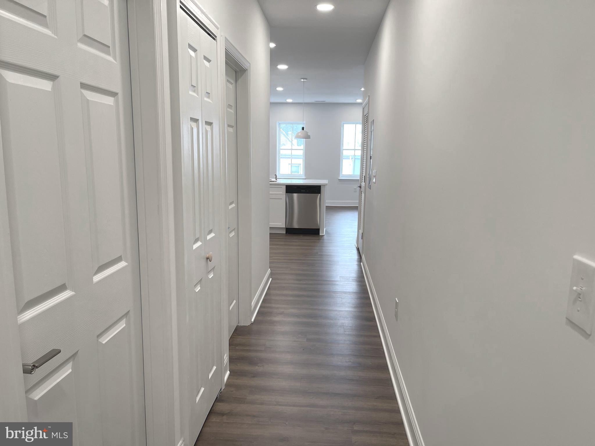 NEWTOWN BUSINESS COM - Residential Lease