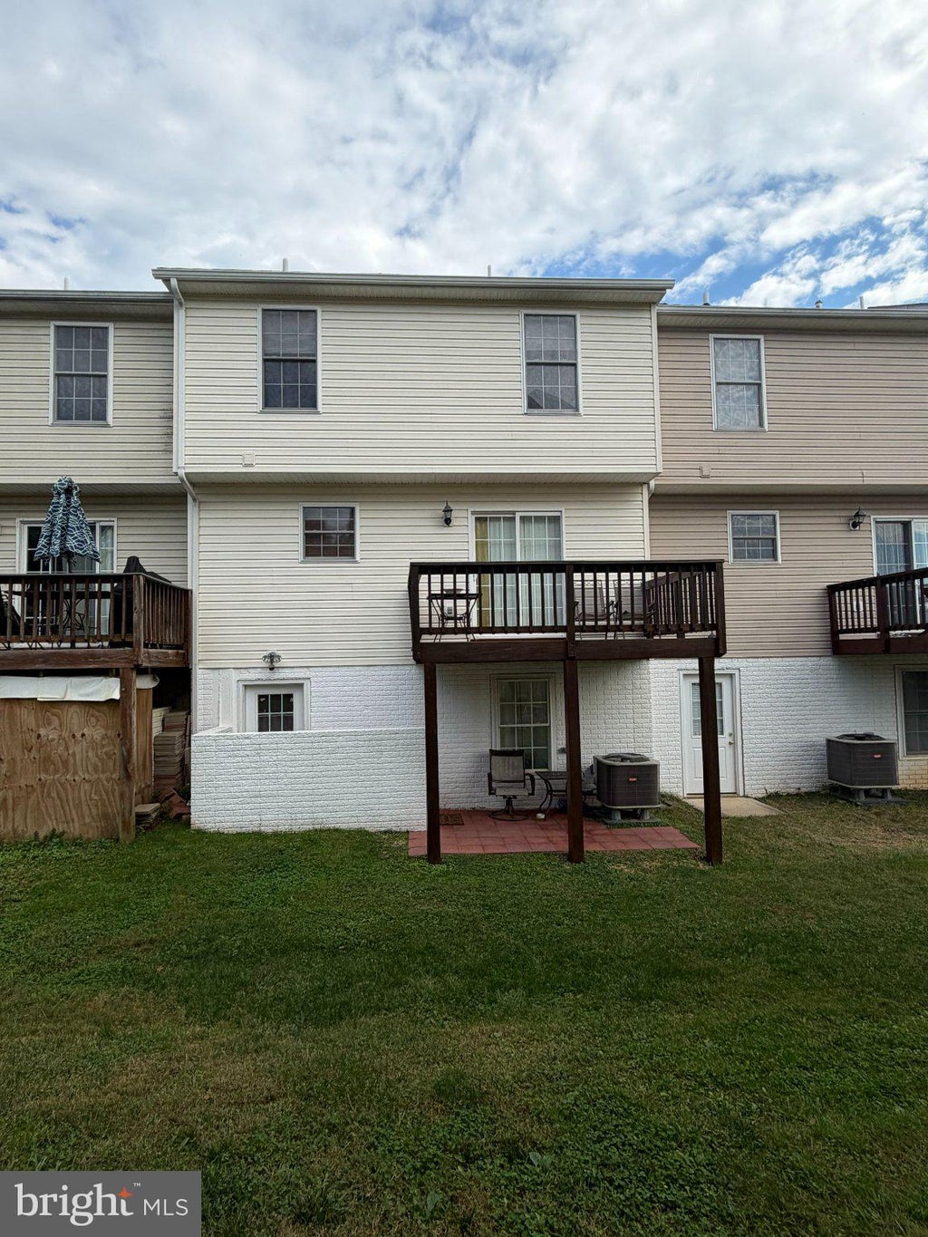 Photo of 30 Argon Drive, MARTINSBURG, WV 25405 (MLS # WVBE2055358)