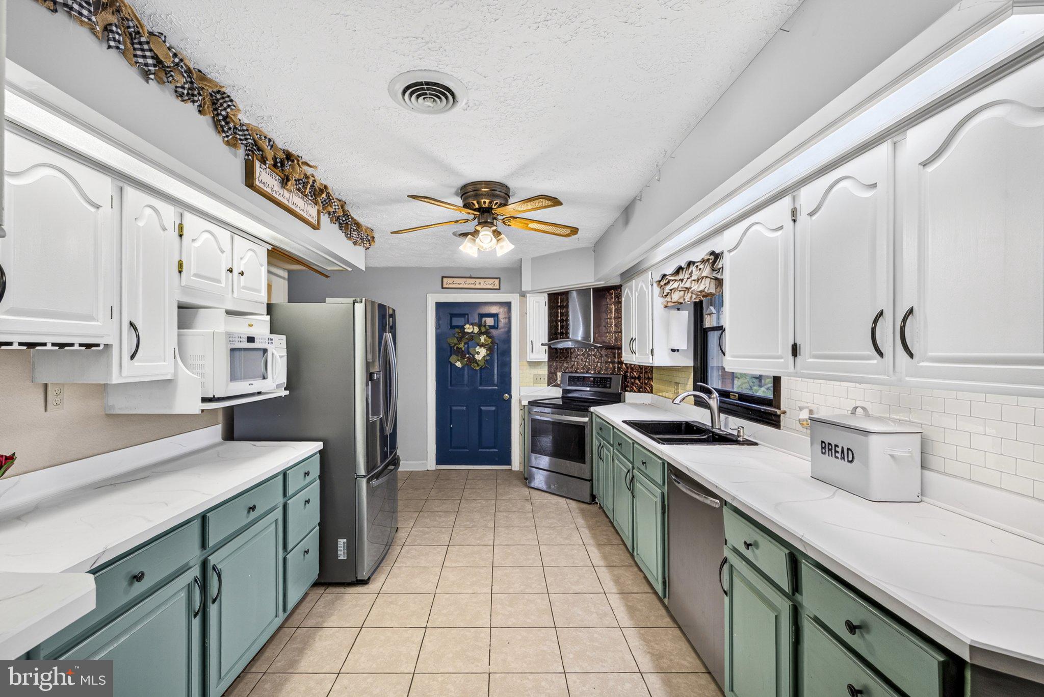 116 DENBROOK LANE