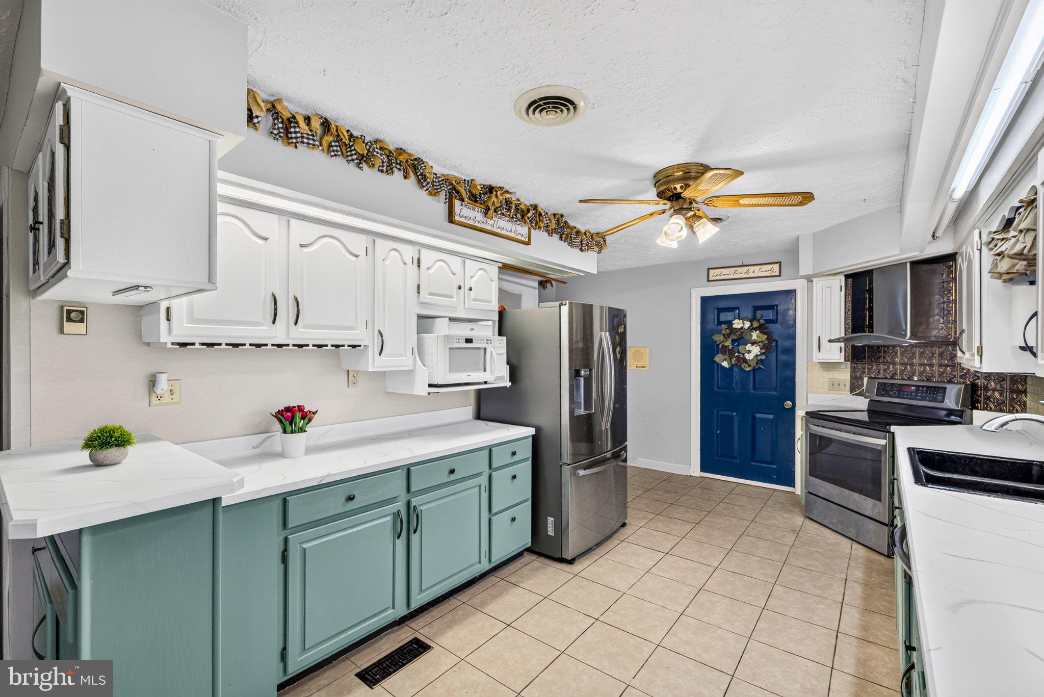 116 DENBROOK LANE