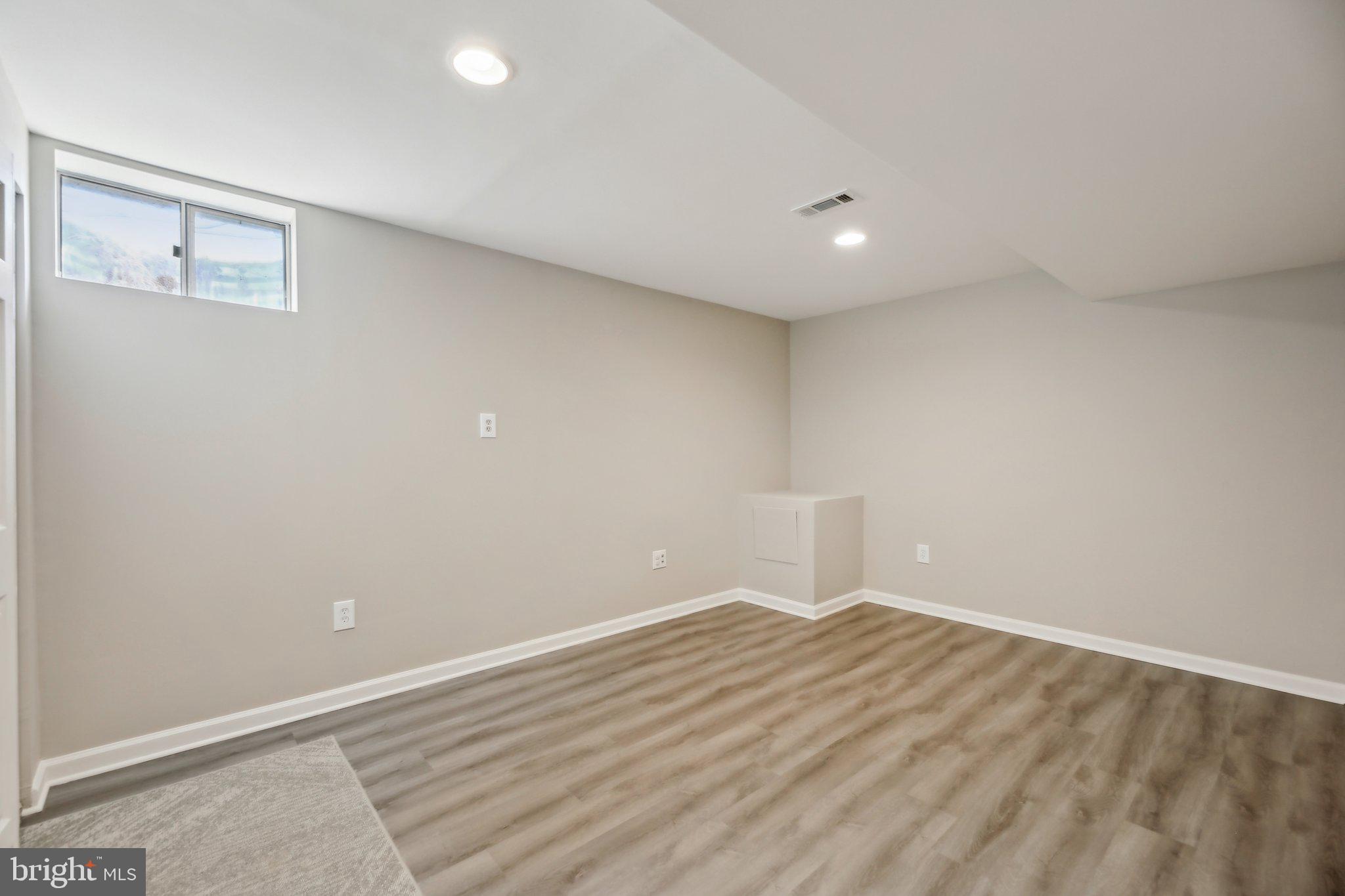 WOODS OF WINANDS - Residential