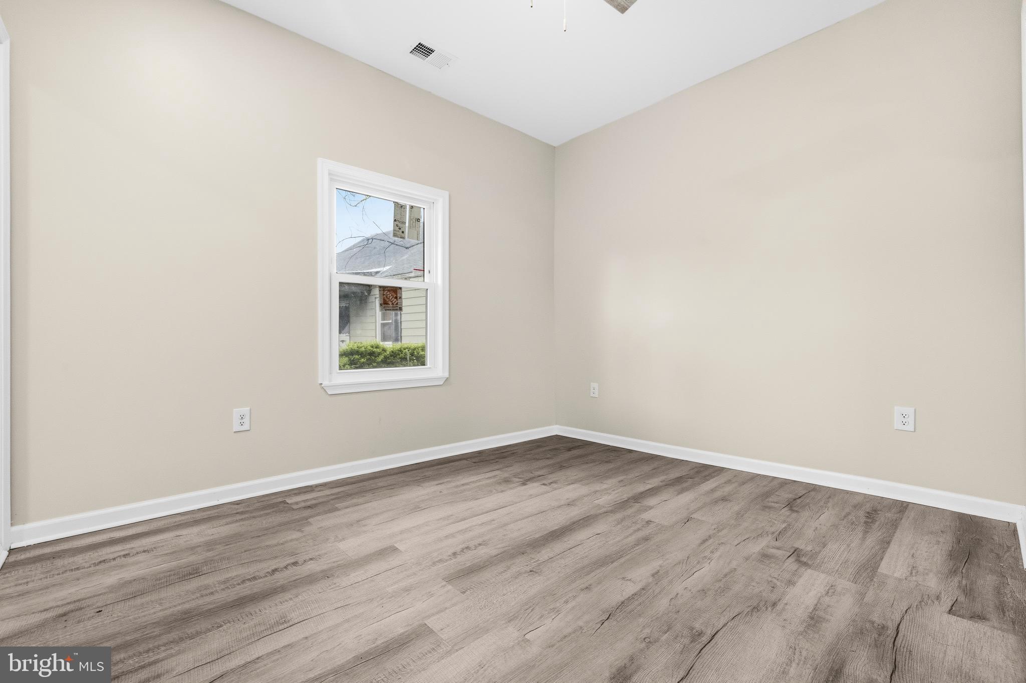 HAGERSTOWN - Residential