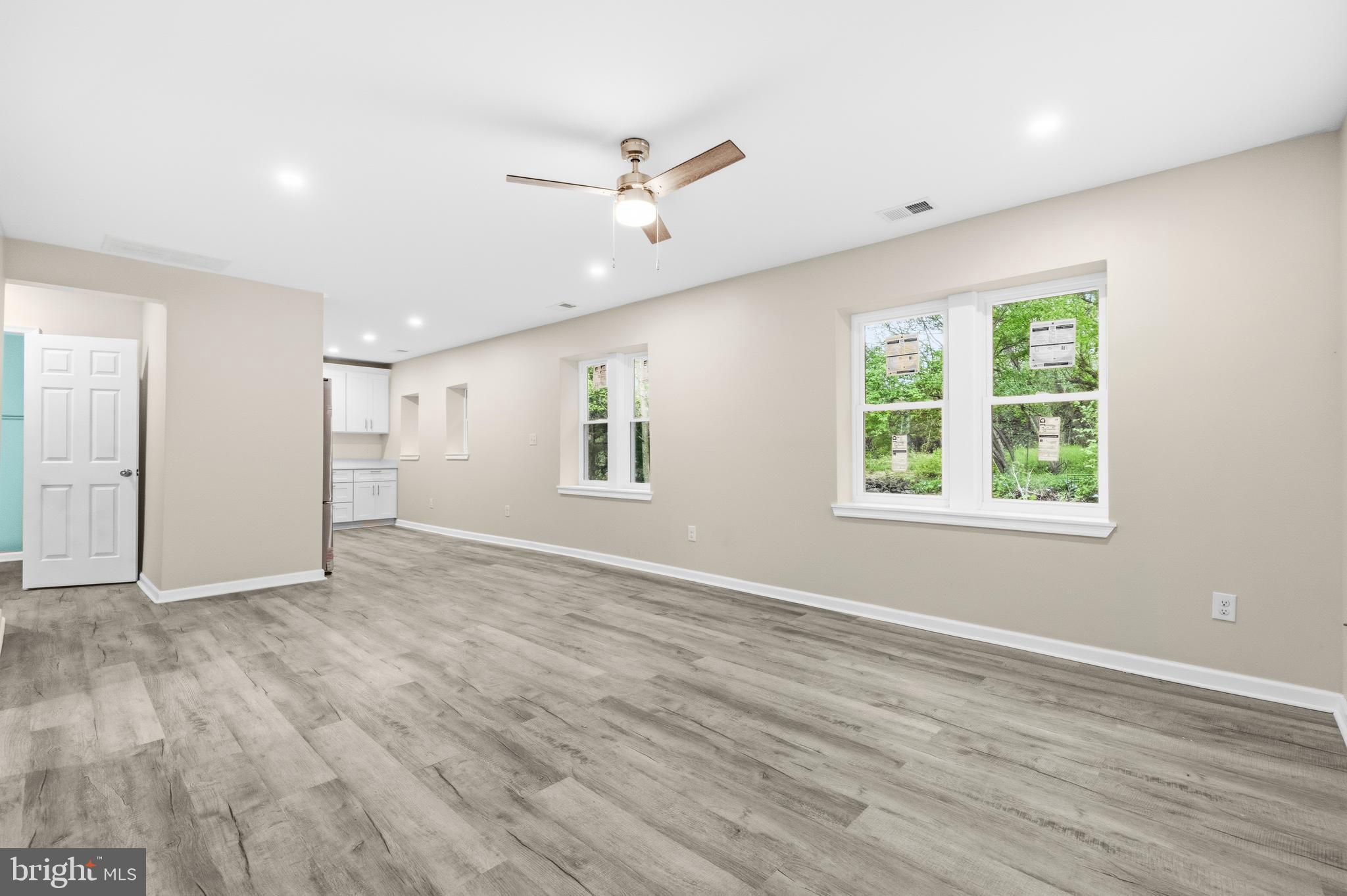 11901 SUN VALLEY DRIVE