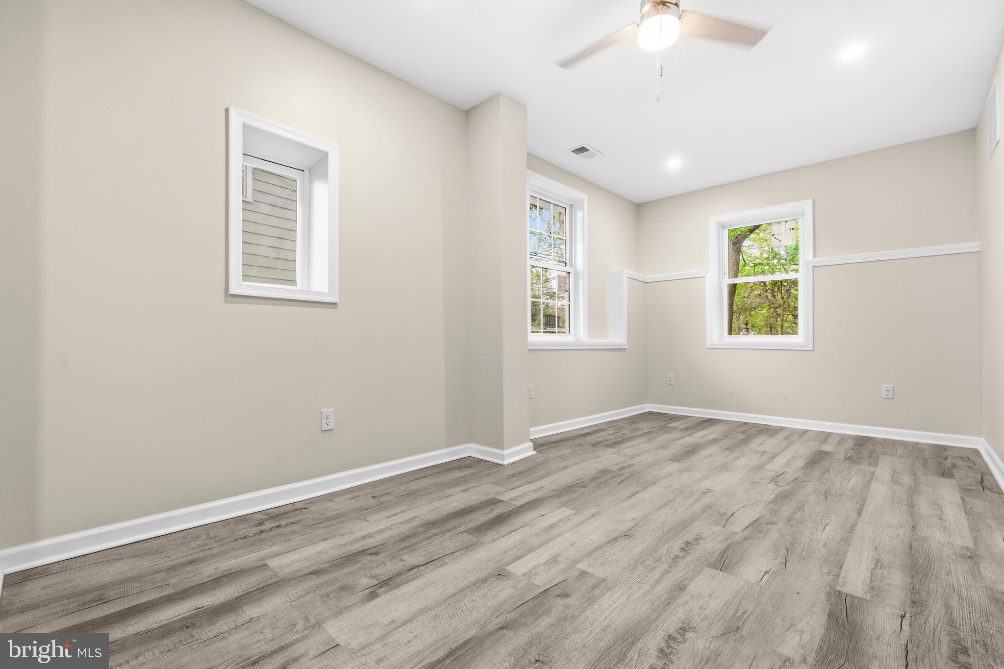 HAGERSTOWN - Residential