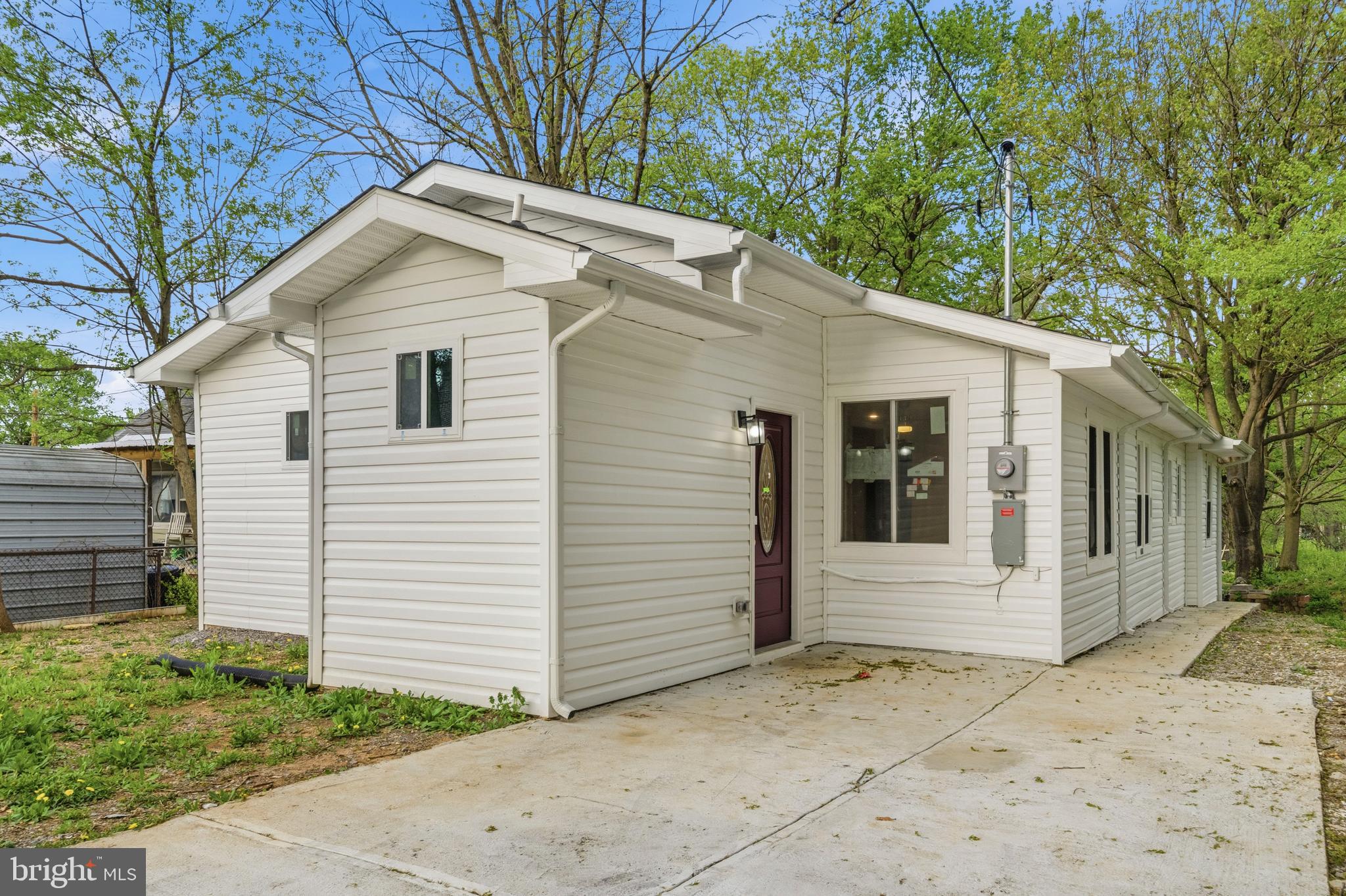 HAGERSTOWN - Residential