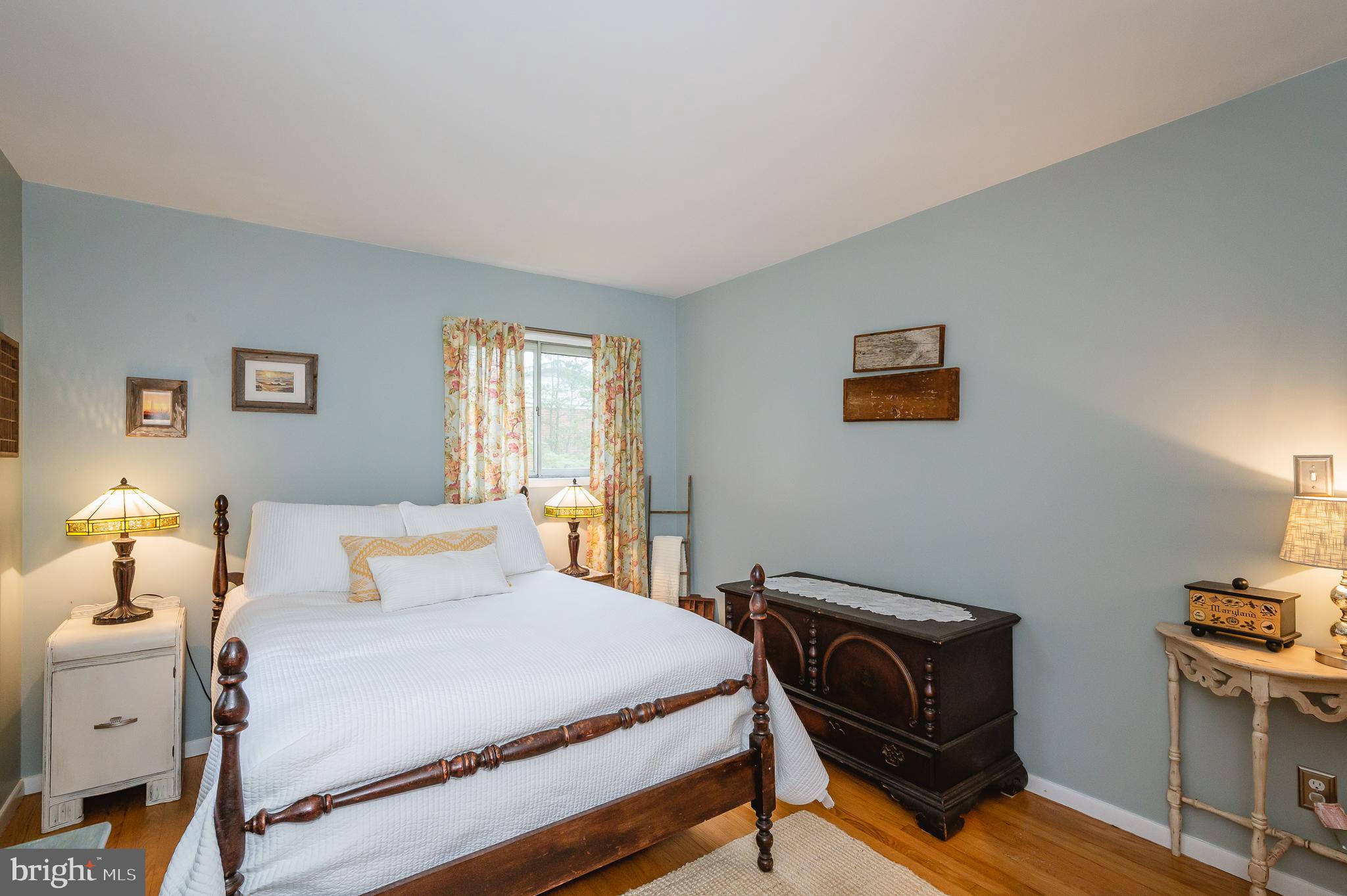 WAKEFIELD MEADOWS - Residential