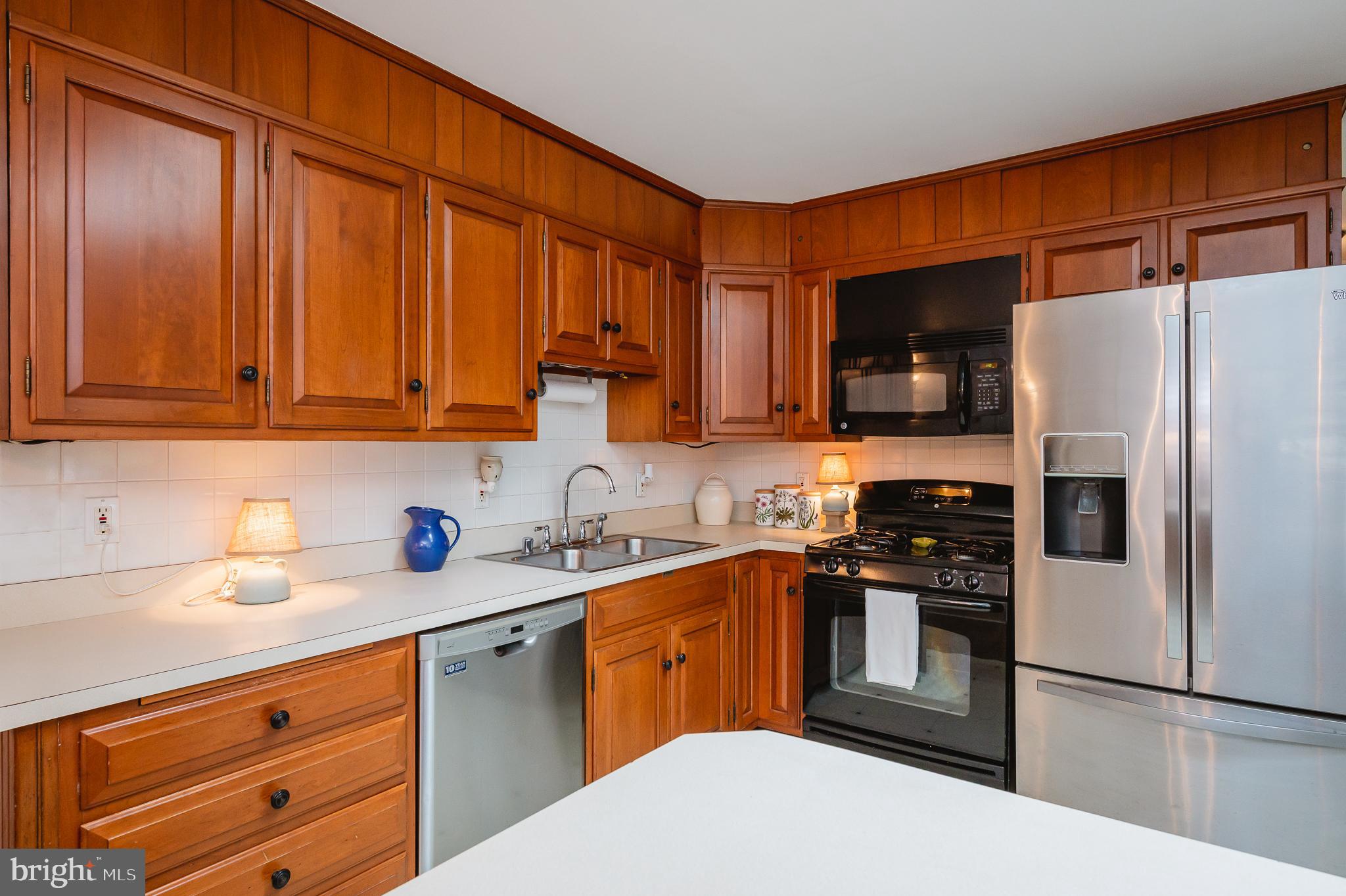 WAKEFIELD MEADOWS - Residential