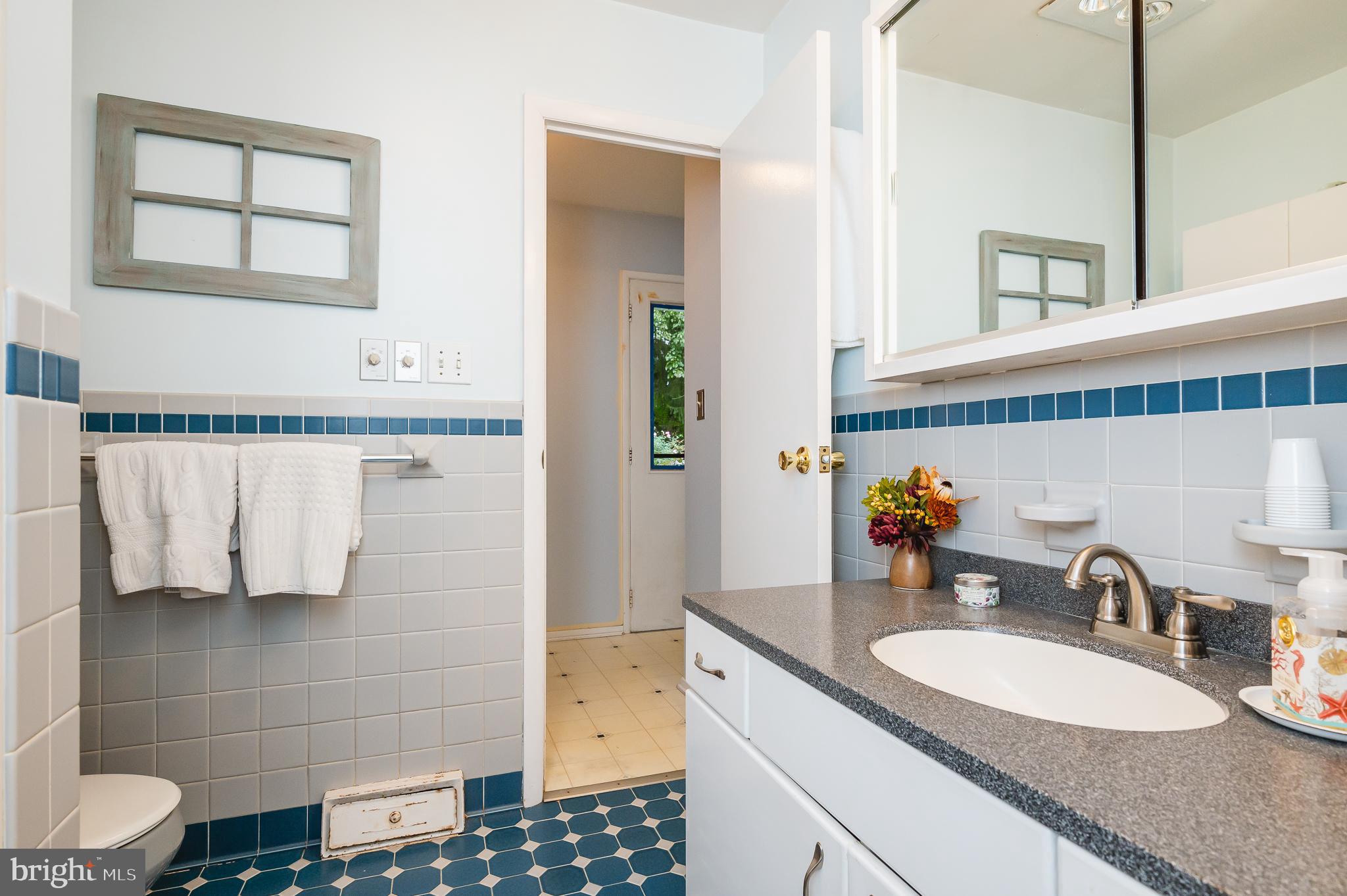 WAKEFIELD MEADOWS - Residential