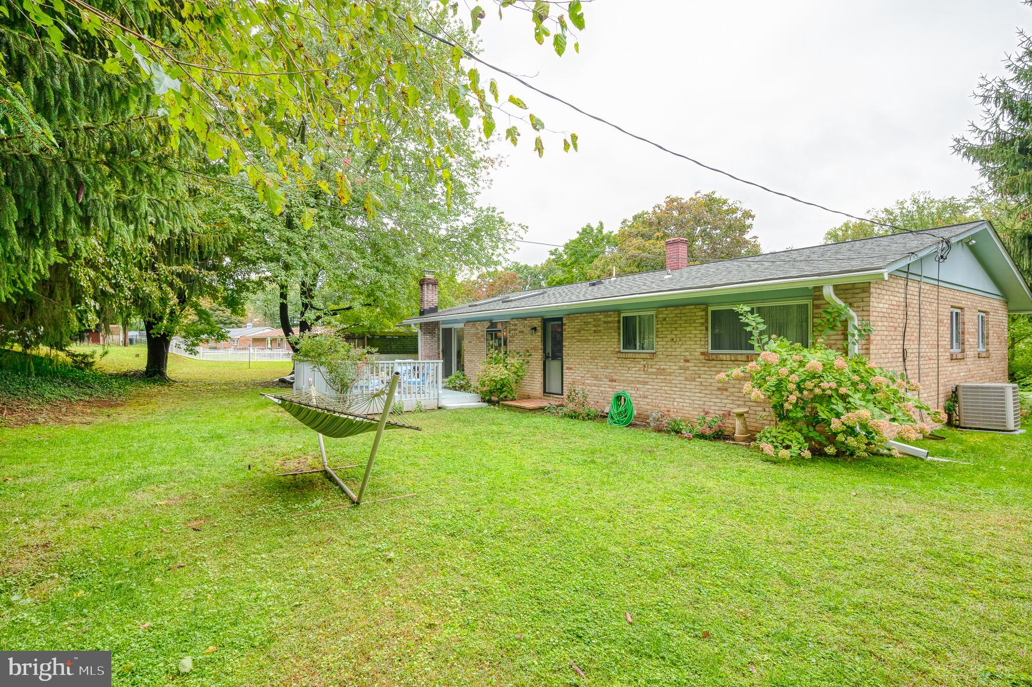 WAKEFIELD MEADOWS - Residential