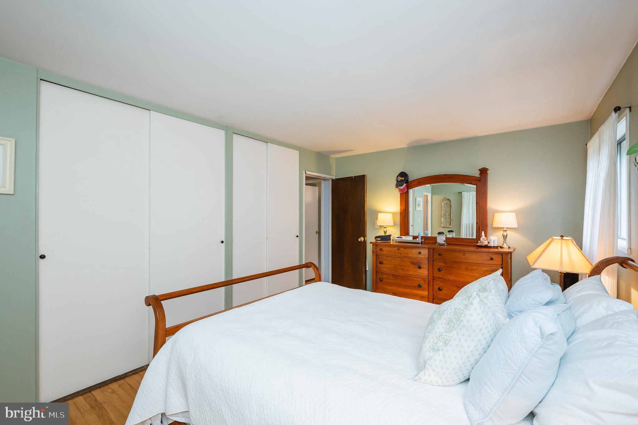 WAKEFIELD MEADOWS - Residential