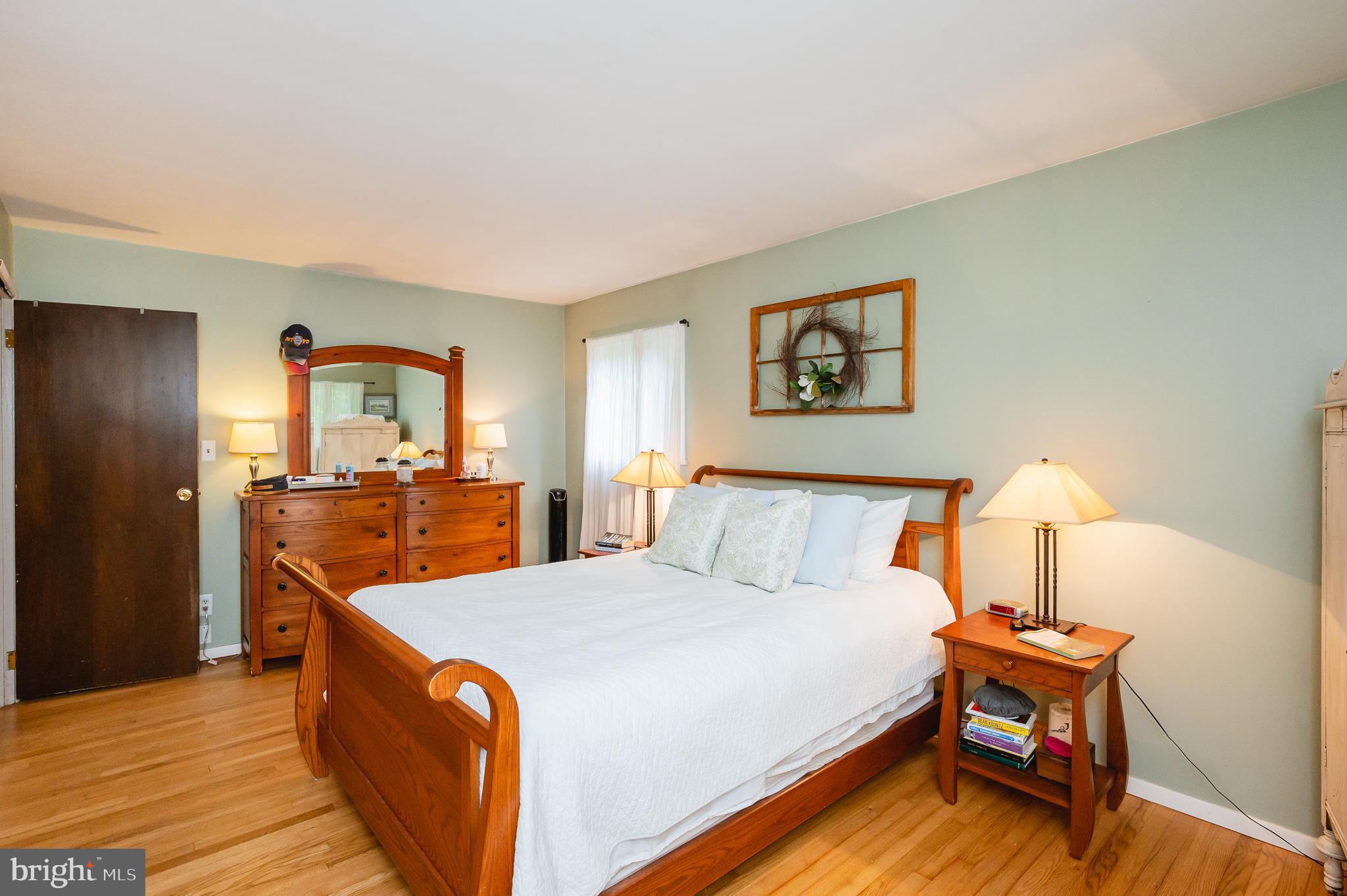 WAKEFIELD MEADOWS - Residential