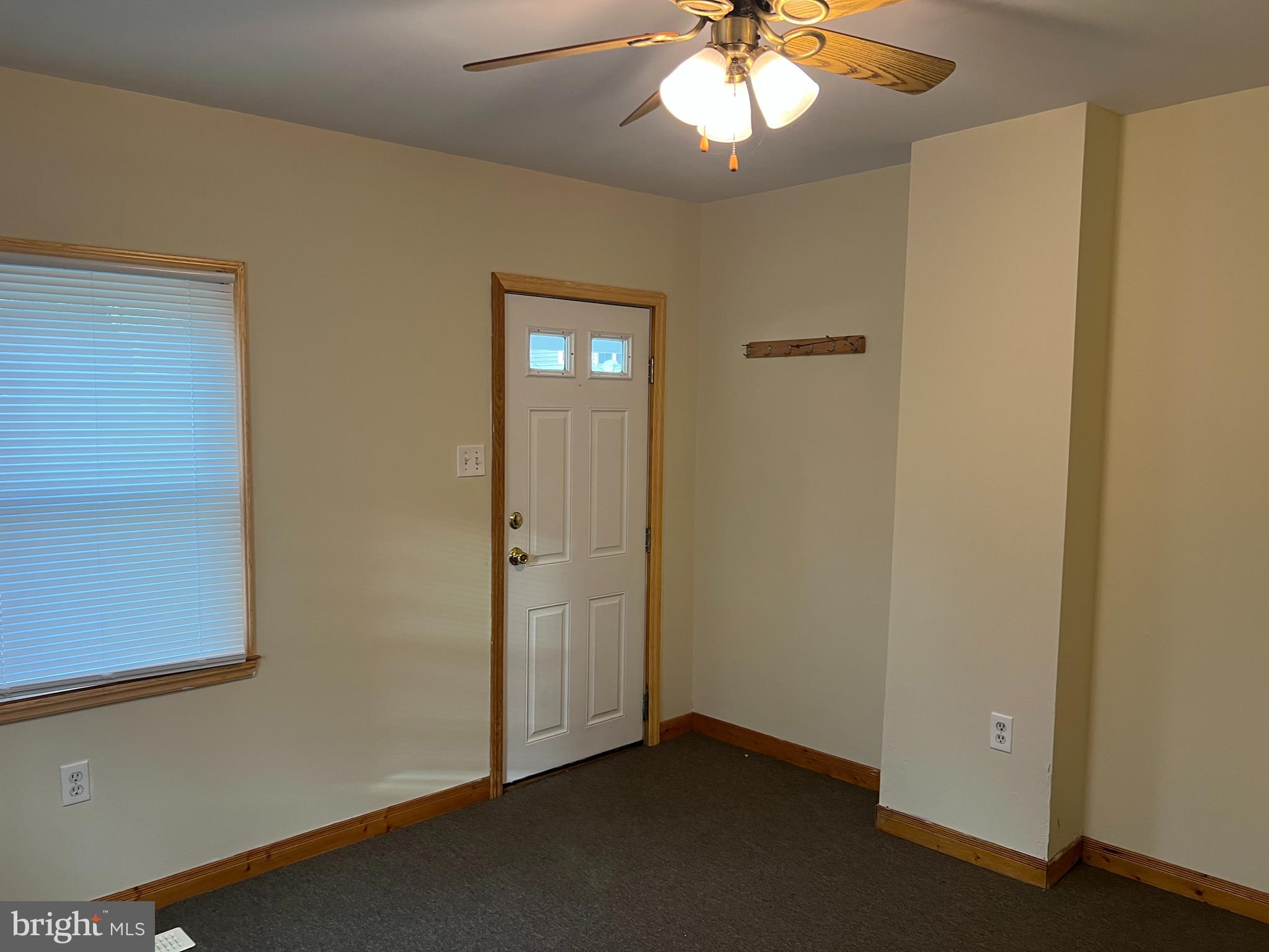 209 W PACIFIC AVENUE