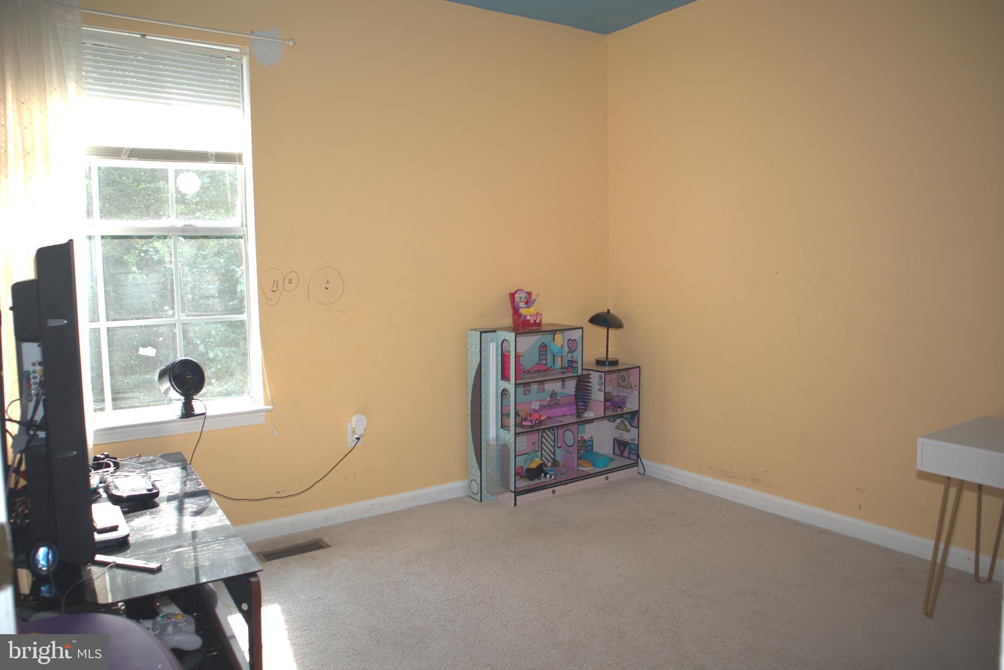 POTOMAC HILLS - Residential