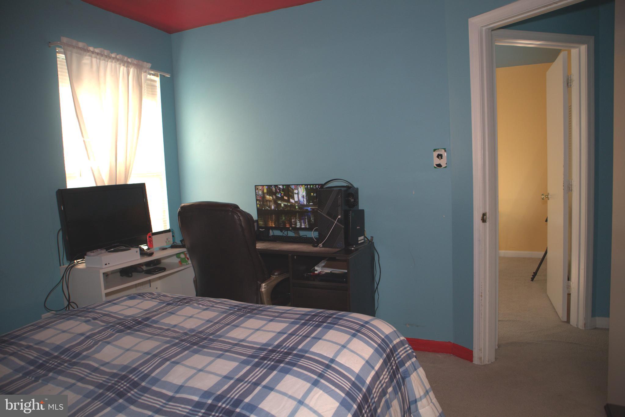 POTOMAC HILLS - Residential