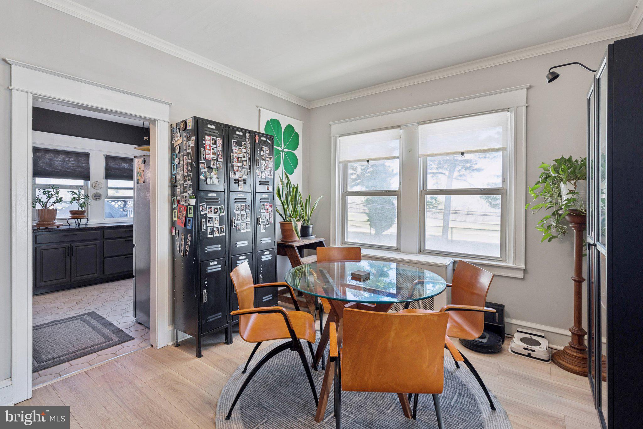ROXBOROUGH - Residential