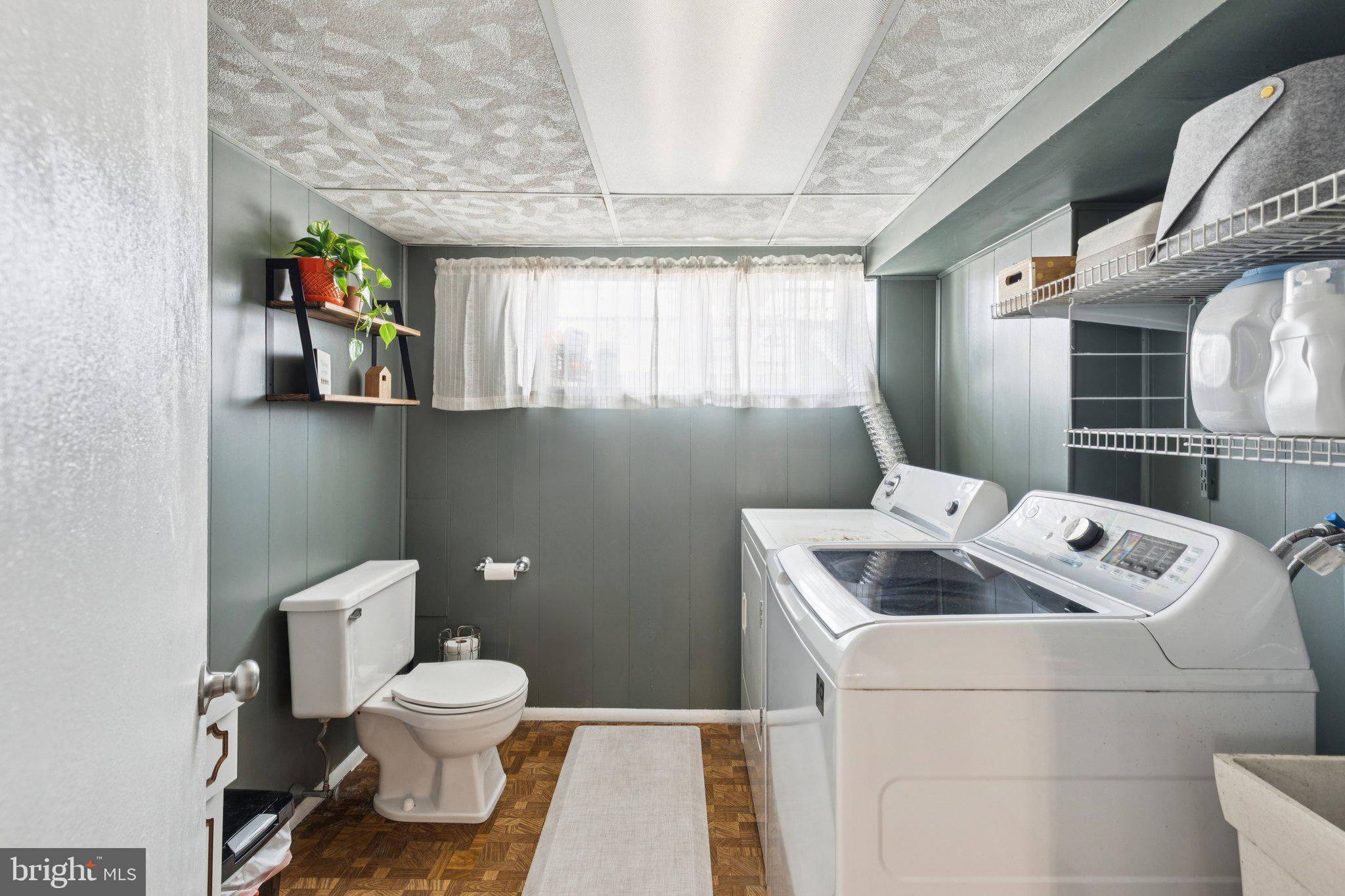 ROXBOROUGH - Residential