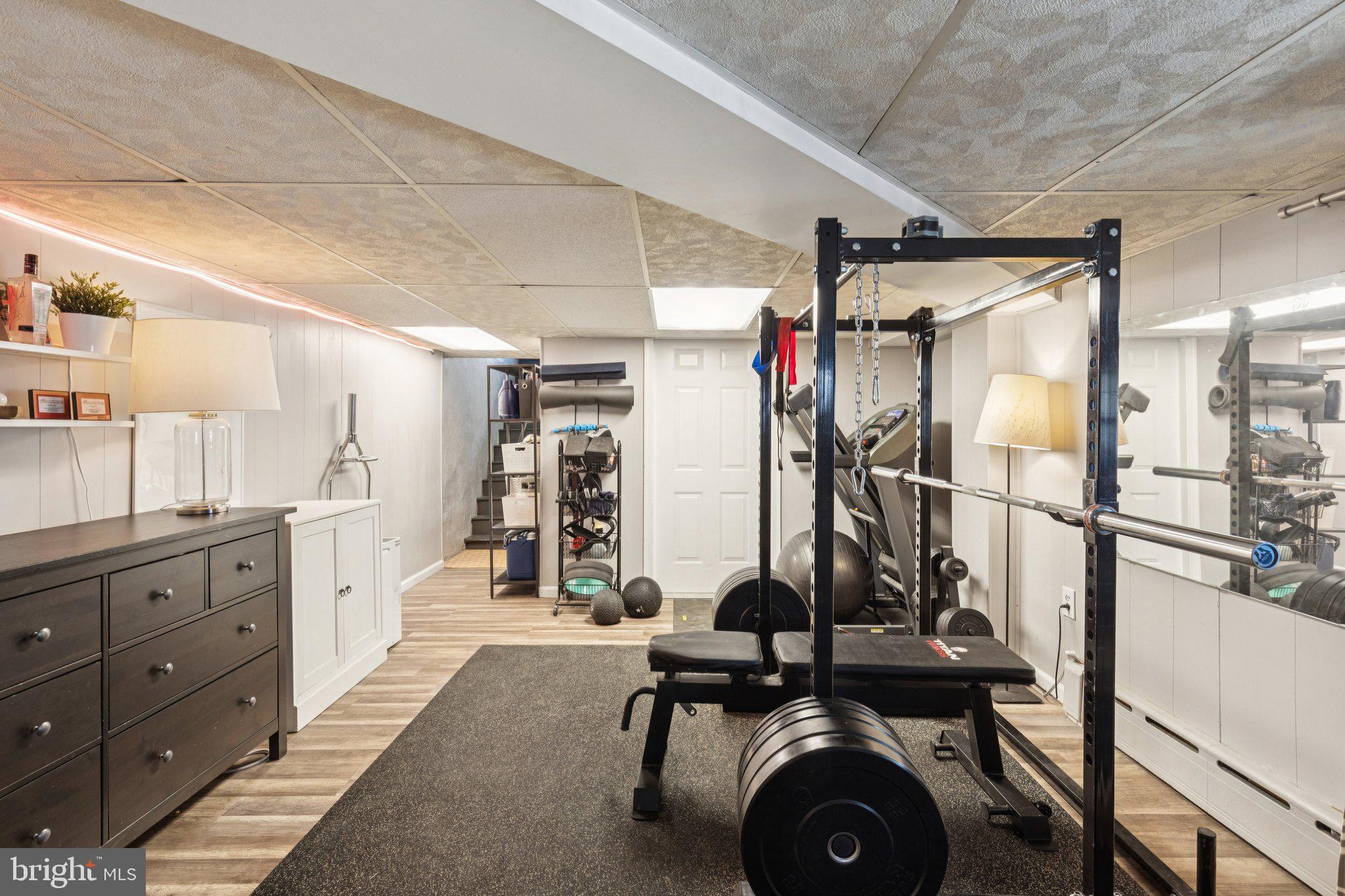 ROXBOROUGH - Residential